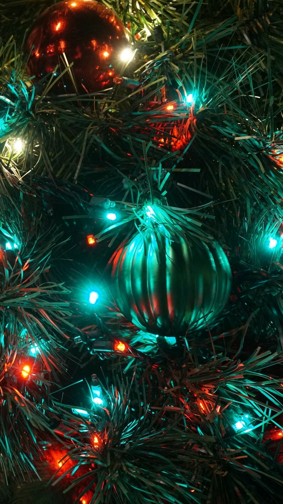 Fairy Lights: The Christmas illumination, Decoration, Celebration. 1080x1920 Full HD Background.