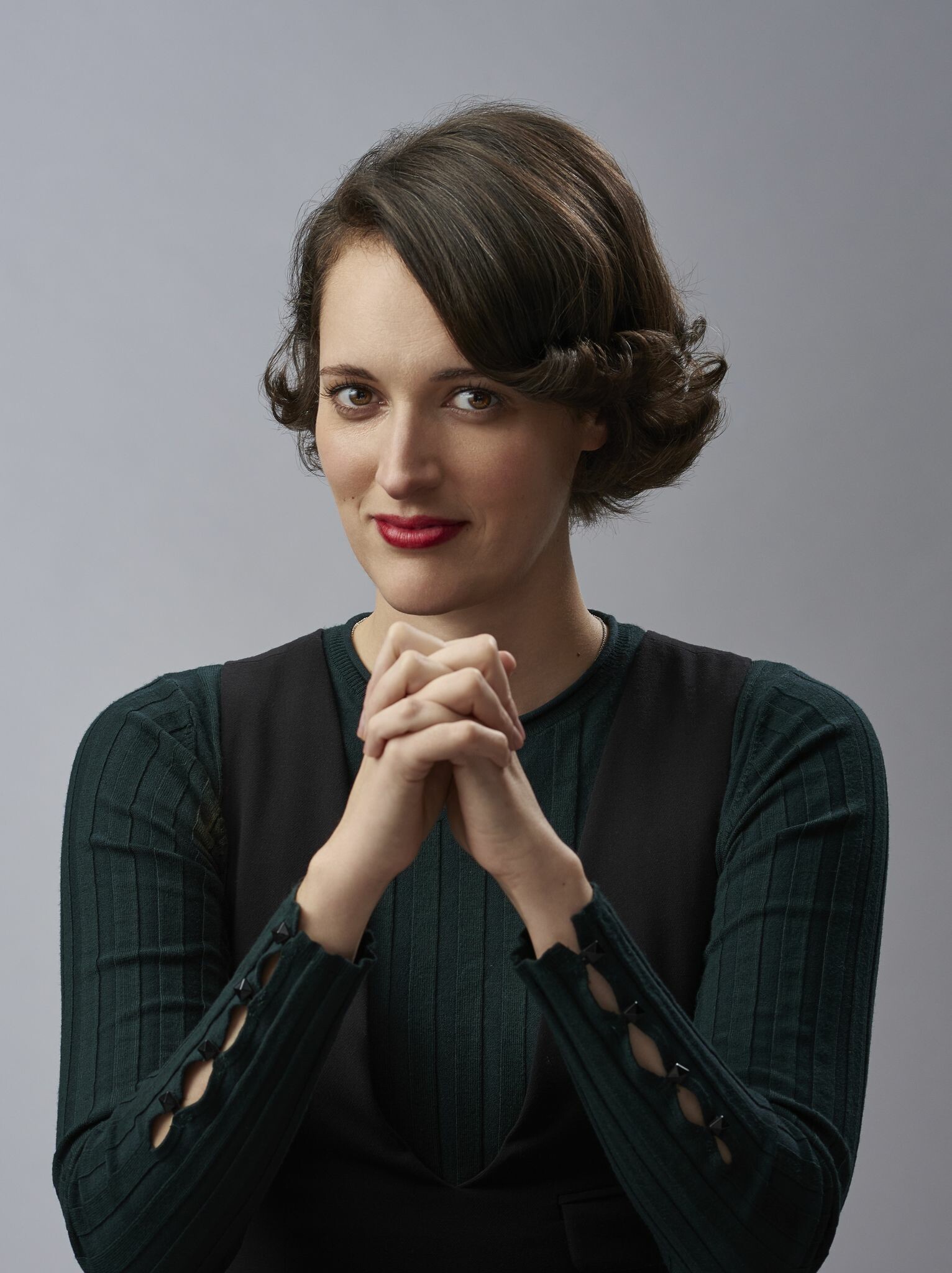 Fleabag (TV Series): Phoebe Waller-Bridge stars as a free-spirited but angry and confused young woman in London. 1540x2050 HD Background.