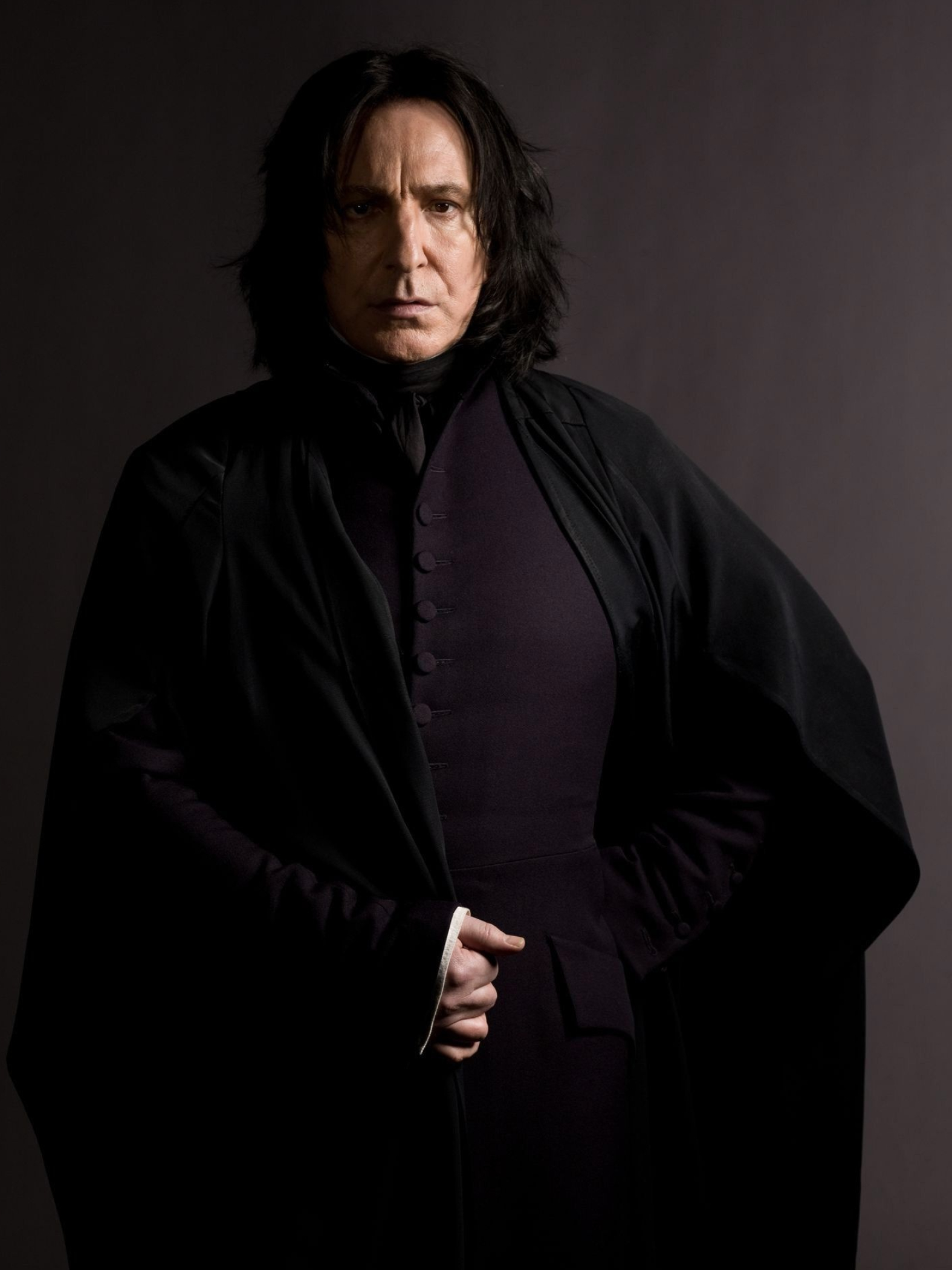 Severus Snape: A teacher at Hogwarts, teaching potions and later Defence Against the Dark Arts. 1580x2100 HD Wallpaper.