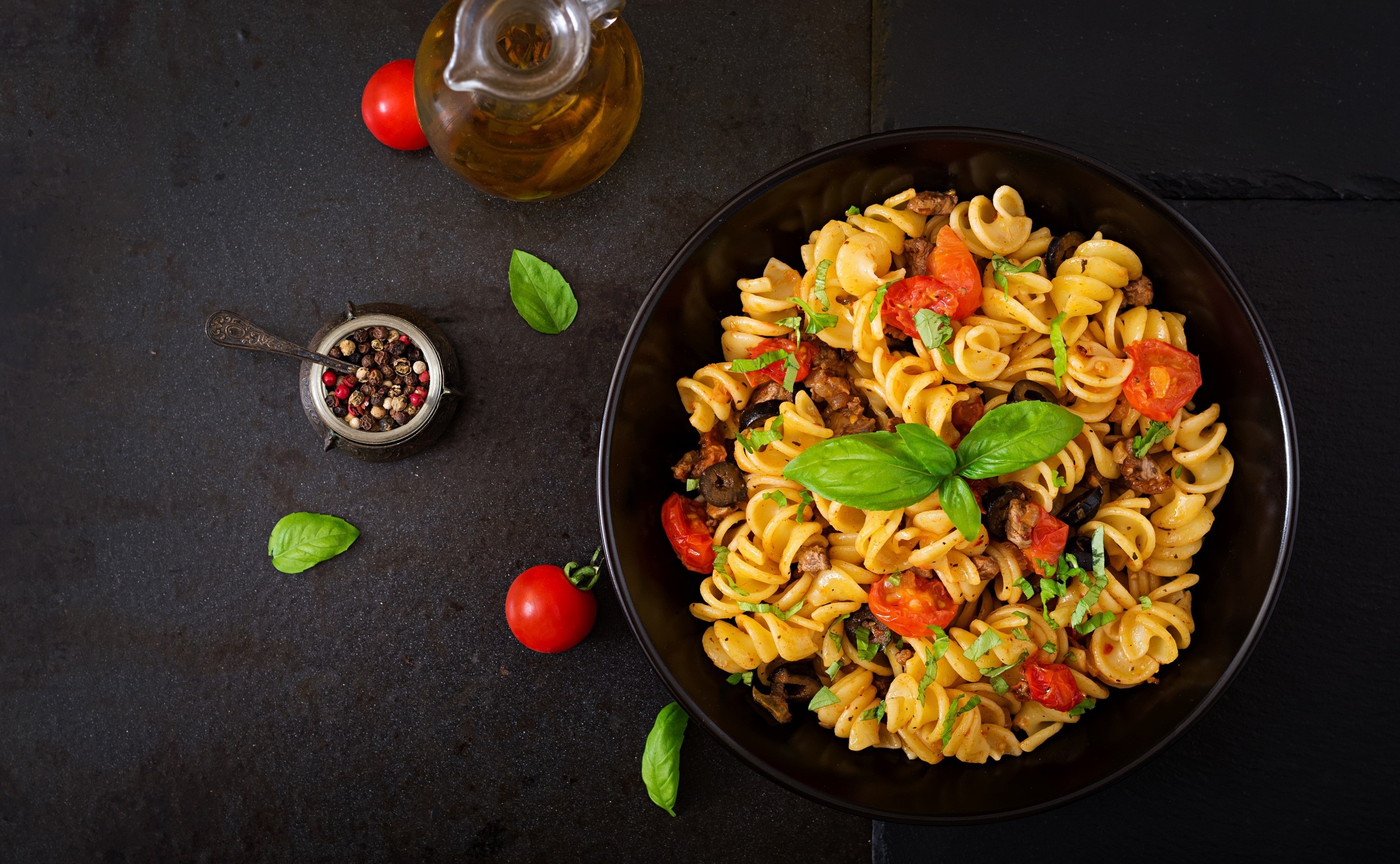 Pasta: 310 specific forms known by over 1,300 documented names. 2880x1780 HD Wallpaper.