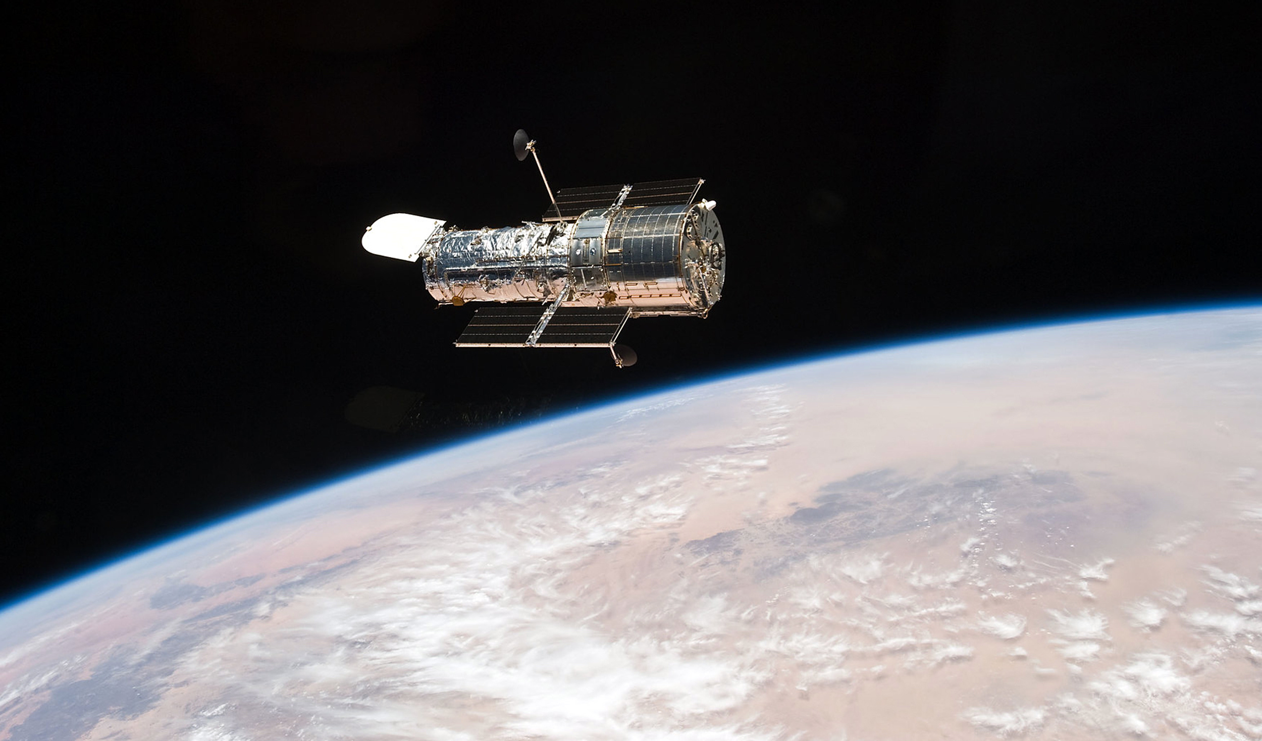 Hubble Space Telescope, Technical fix, Science revival, Celestial discoveries, 2500x1470 HD Desktop