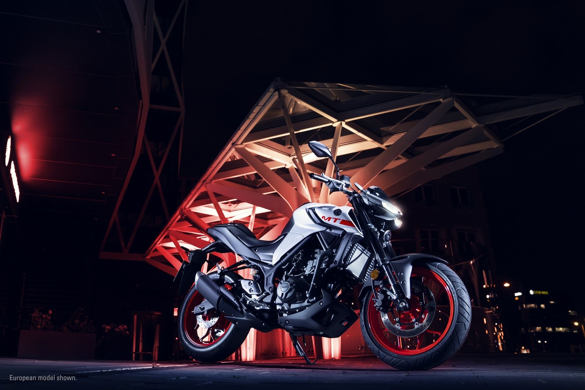 Yamaha MT-03, High-definition wallpapers, Sporty design, Motorcycle beauty, 2000x1340 HD Desktop