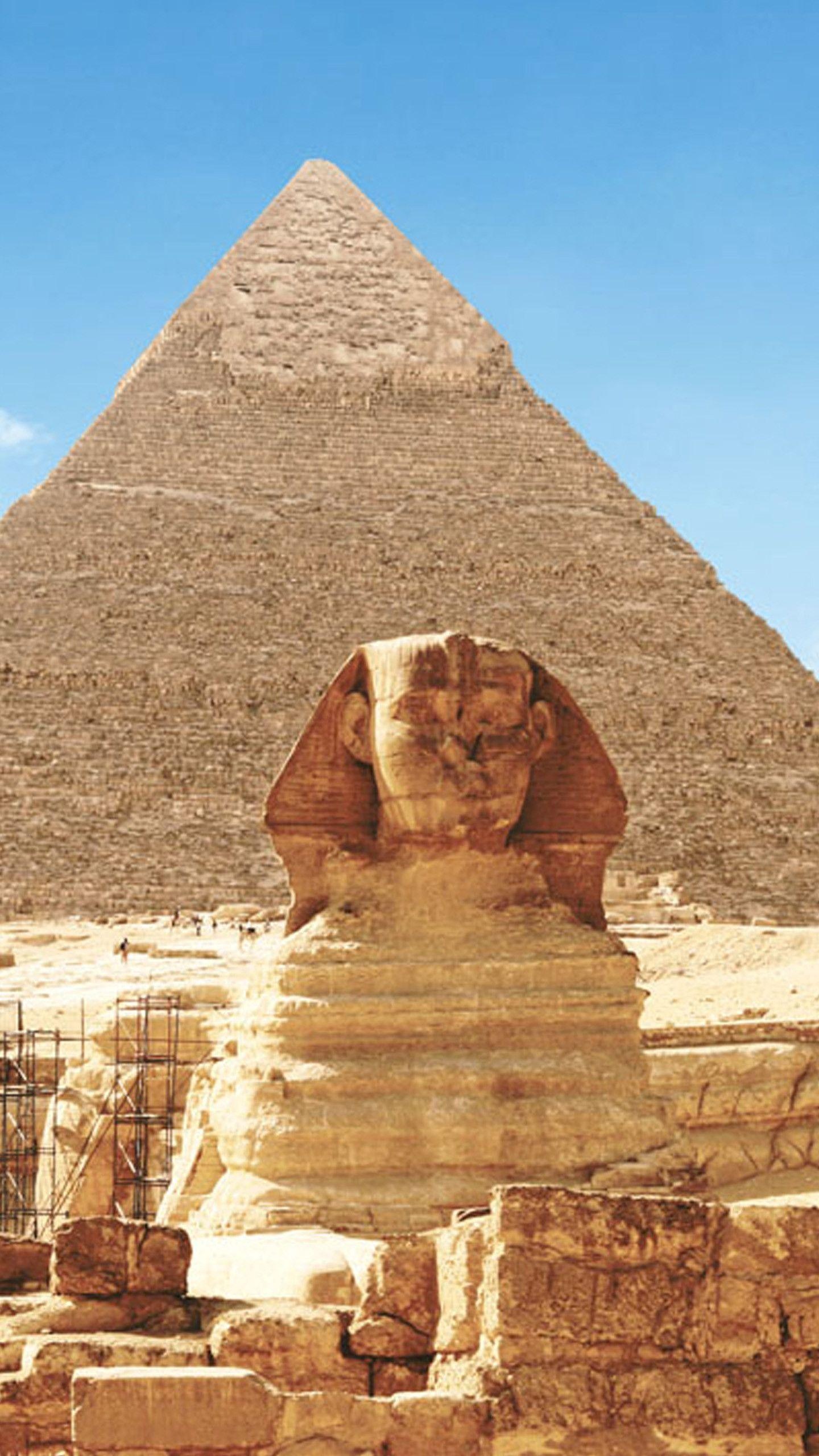 Pyramids of Giza, Ancient wonders, Egyptian history, Mystical aura, 1440x2560 HD Phone
