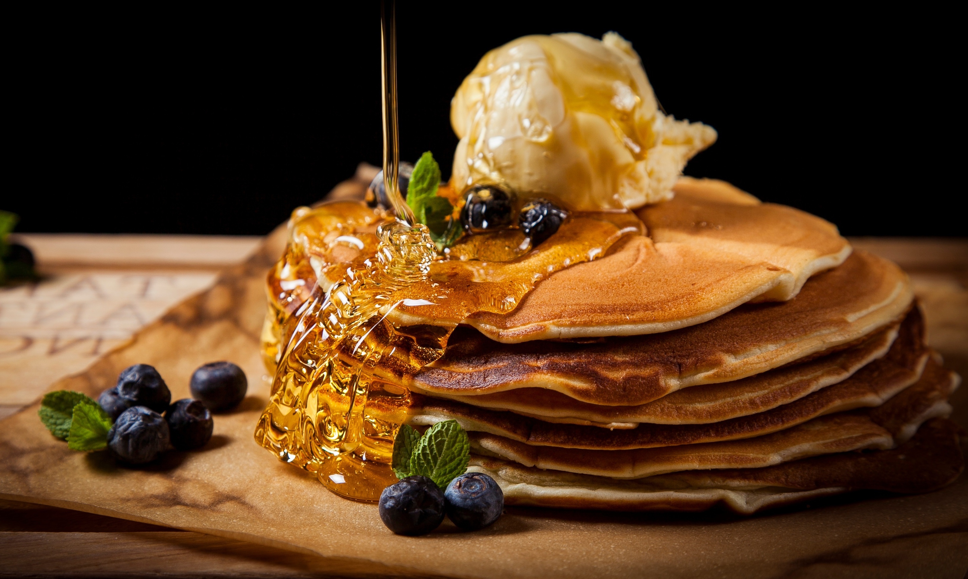 Pancake: Usually served with sweet sauces or toppings such as maple syrup, jam, or sugar. 3260x1960 HD Wallpaper.