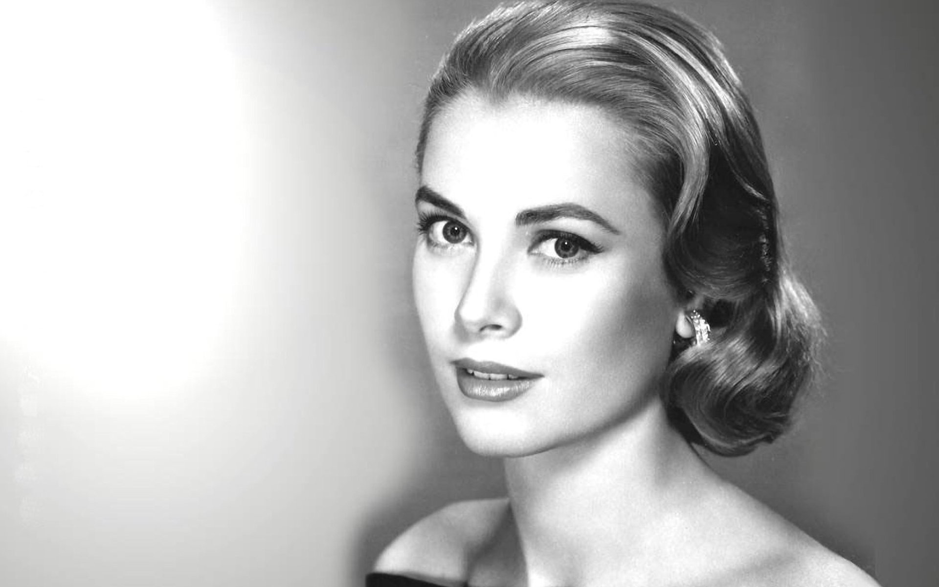 Grace Kelly wallpaper, Captivating beauty, Alluring charm, Iconic style, 1920x1200 HD Desktop