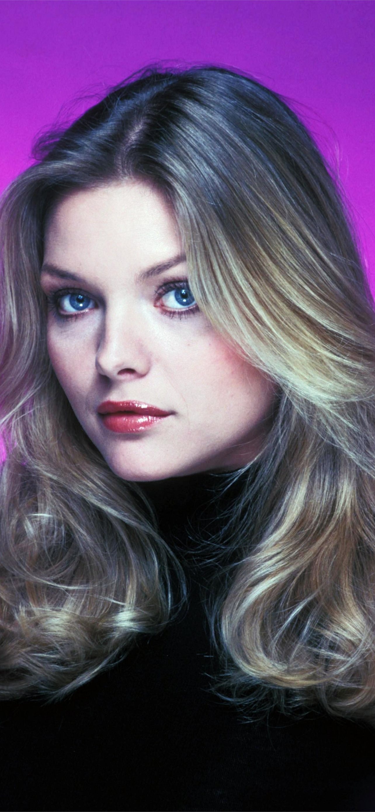 Michelle Pfeiffer, iPhone wallpapers, High definition, Stunning beauty, 1290x2780 HD Phone