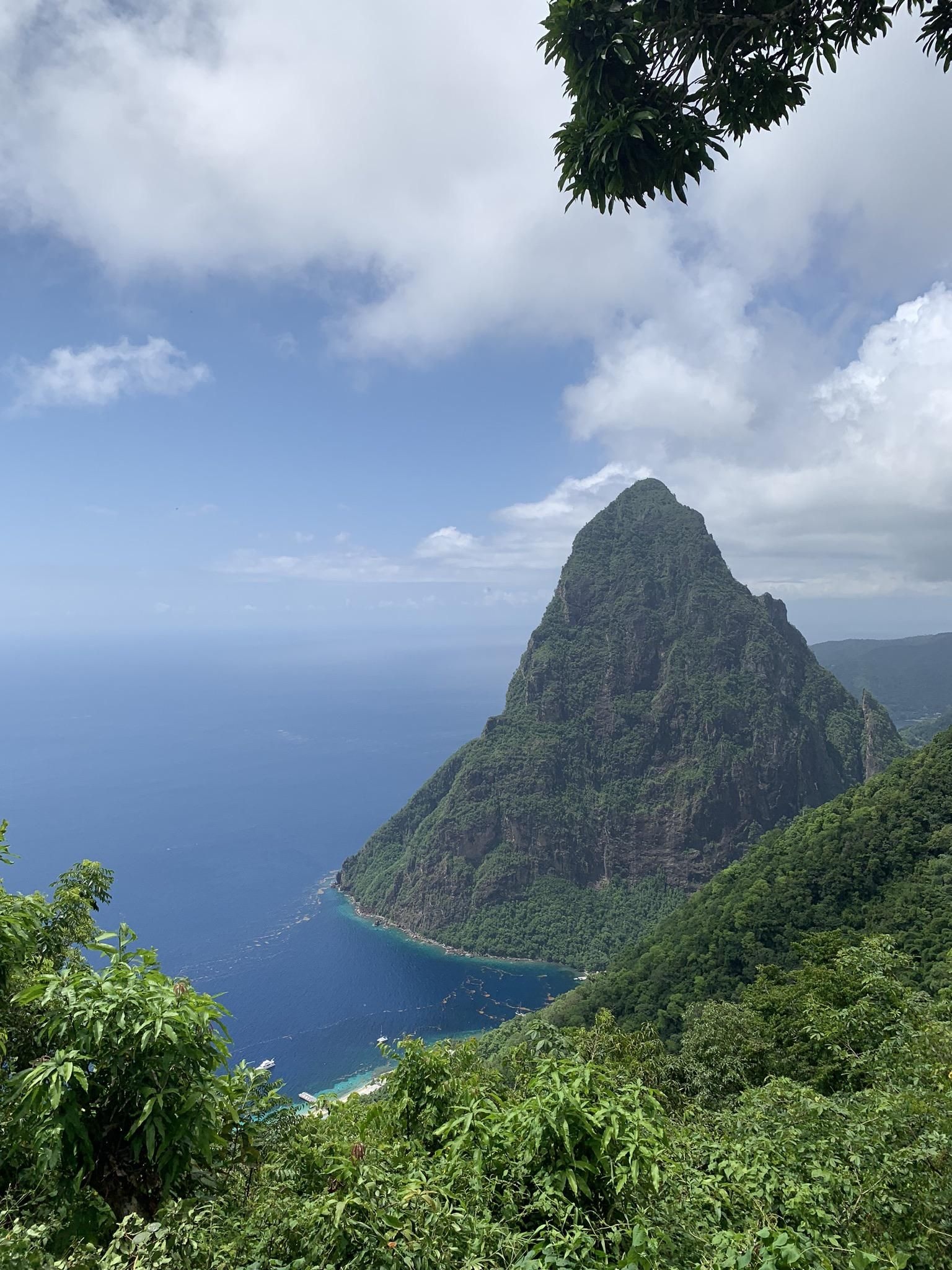 The Pitons, St. Lucia, Earthporn, 1540x2050 HD Handy