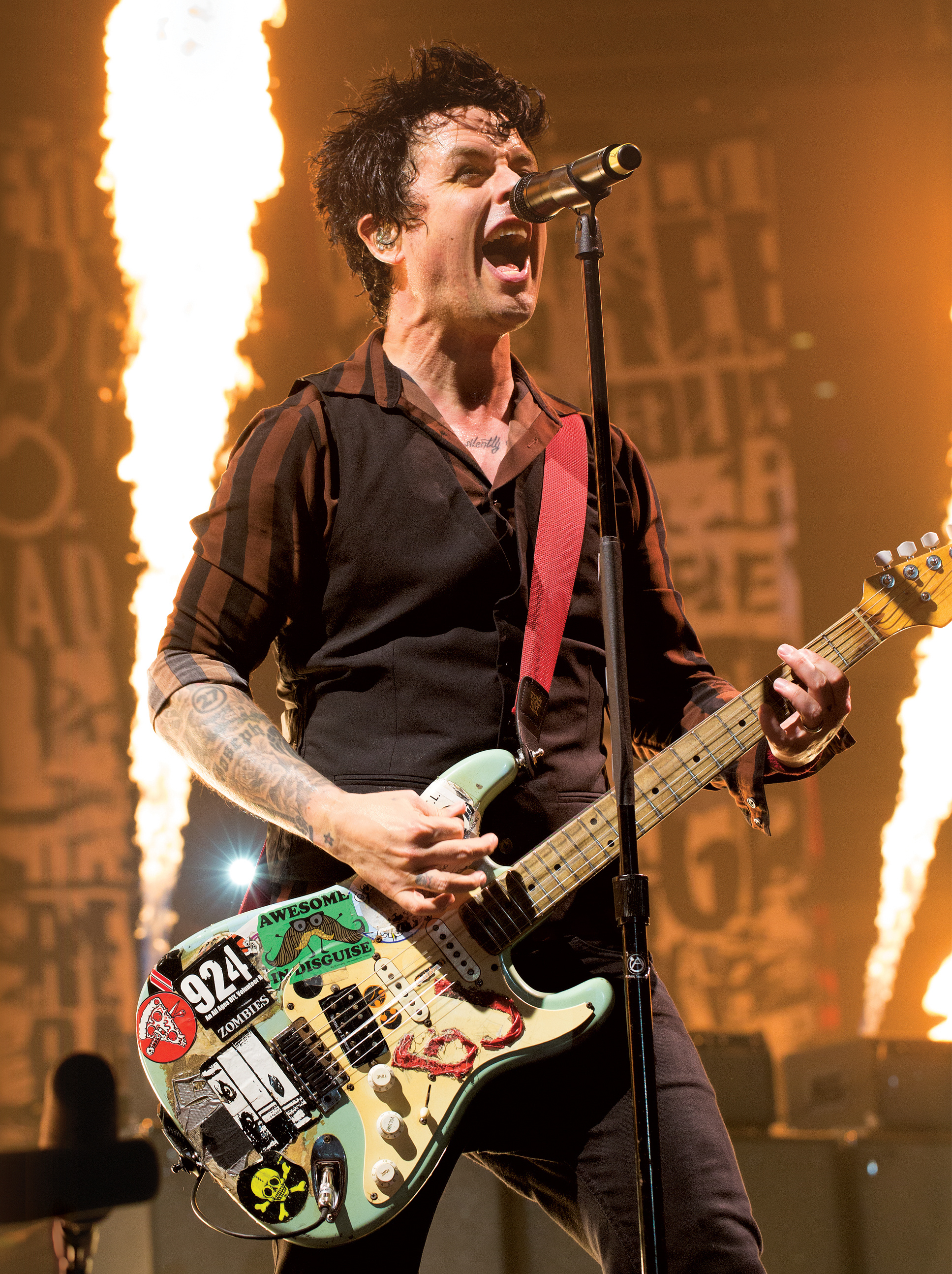 Green Day (Band): "Welcome to Paradise" peaked at number 56 on the US Billboard Hot 100 Airplay chart. 1940x2590 HD Wallpaper.