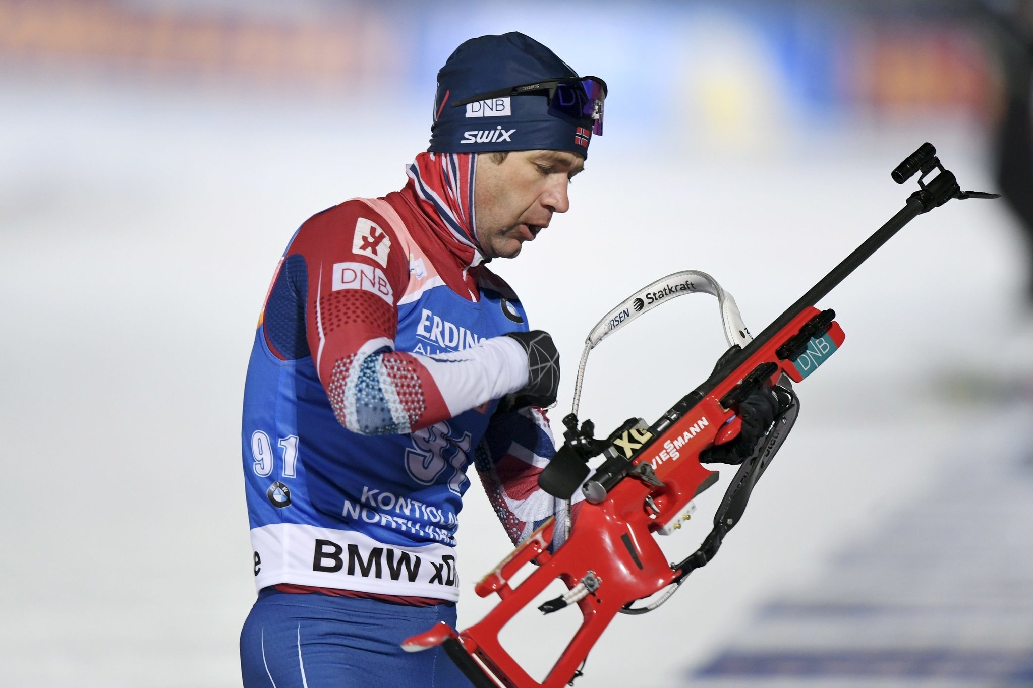 Ole Einar Bjoerndalen, 8-time gold medalist, Retirement announcement, Sports legend, 2050x1370 HD Desktop