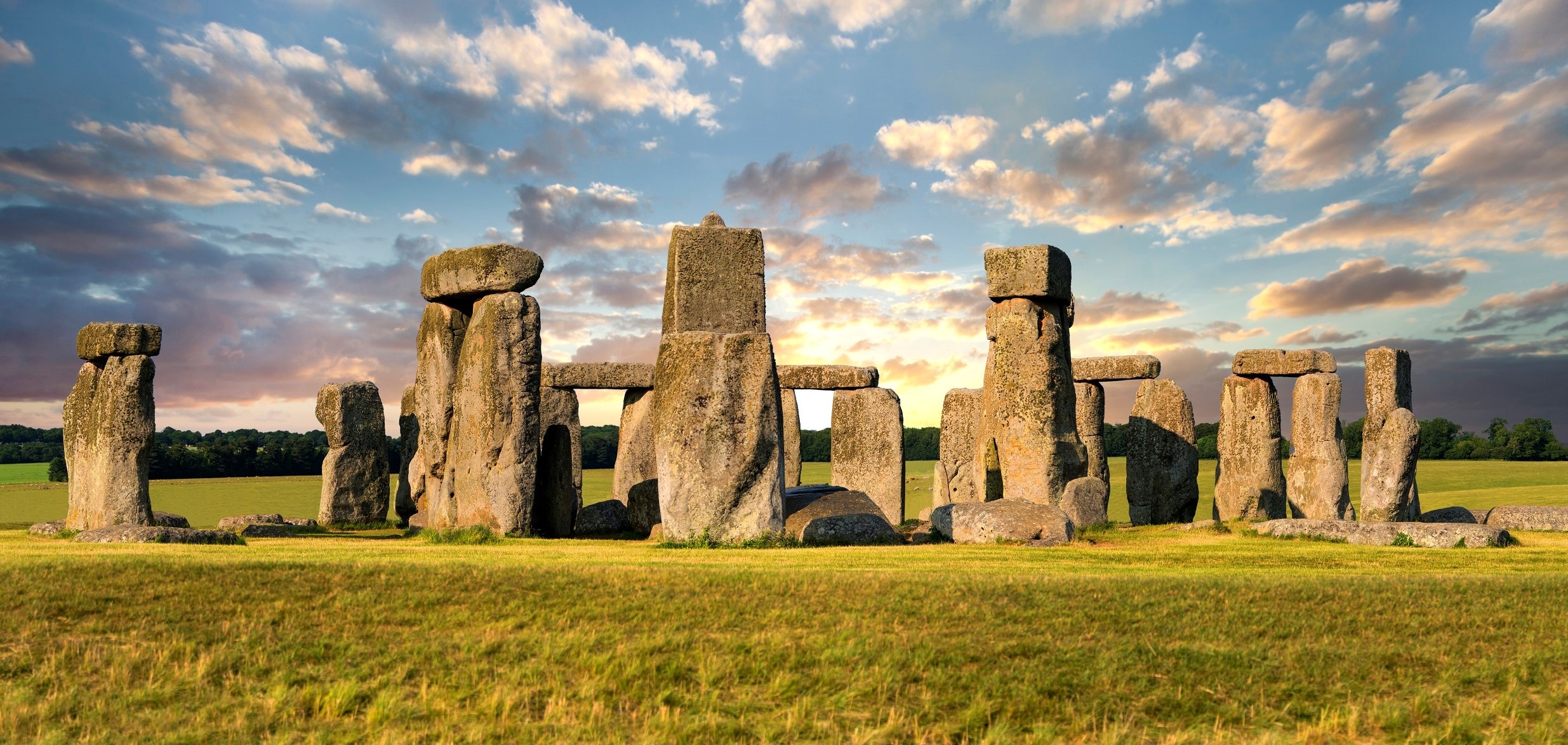 Stonehenge, Mysterious stone formation, Tourist attraction, 2470x1180 Dual Screen Desktop
