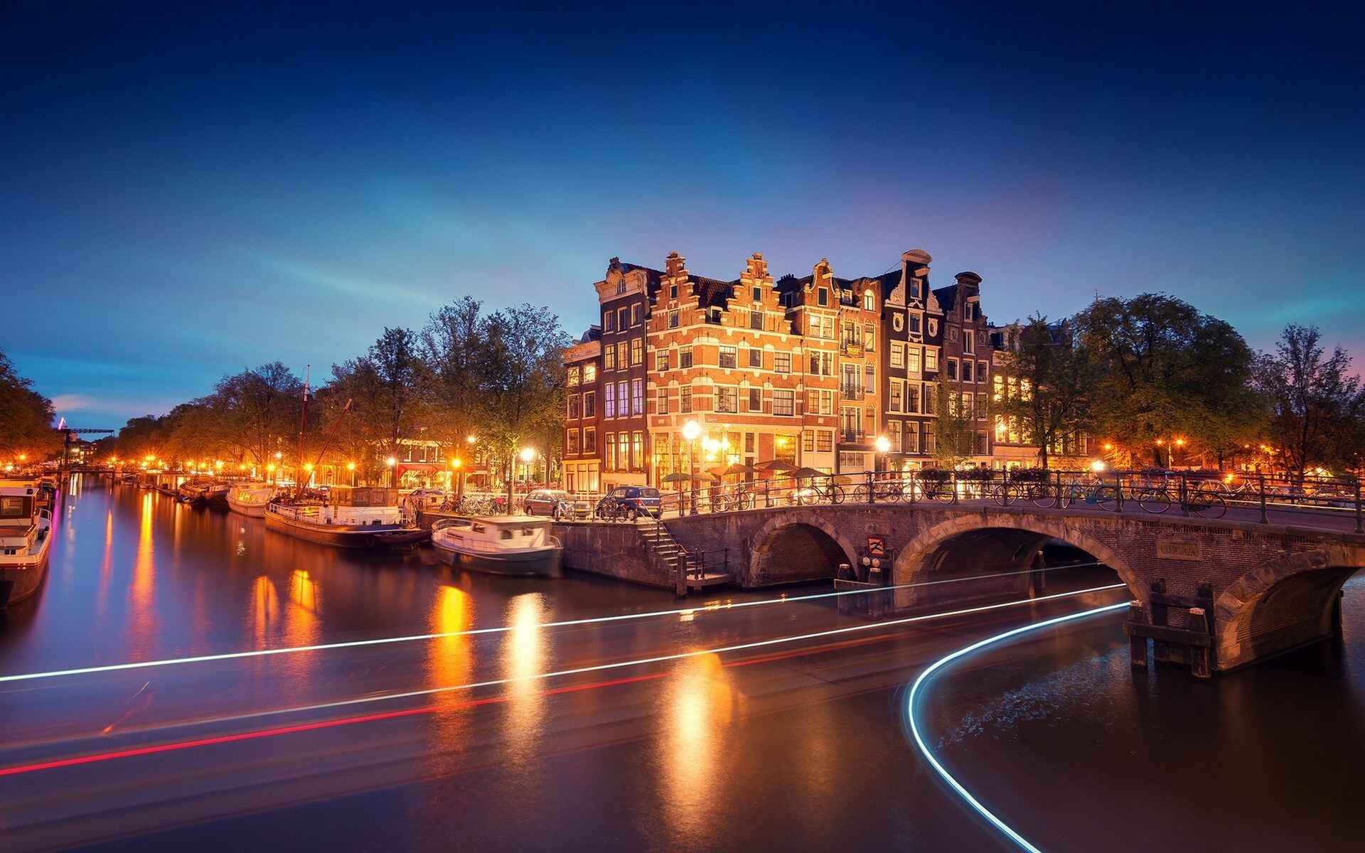 Amsterdam: The 17th-century canal ring area, Listed as UNESCO World Heritage Site in 2010. 1920x1200 HD Wallpaper.