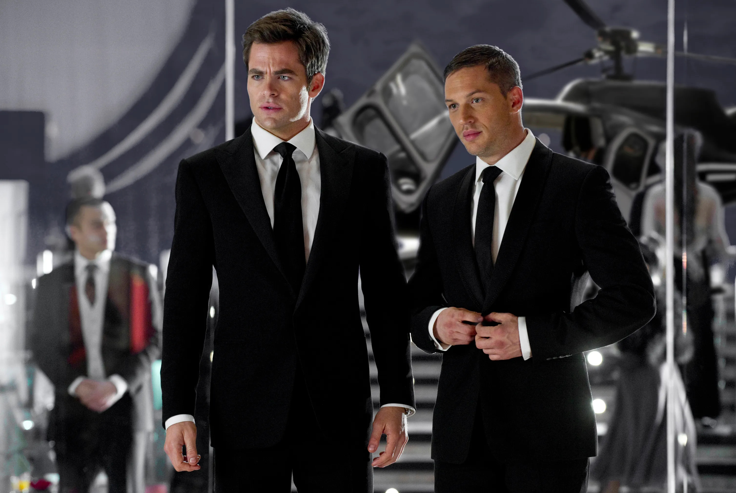 This Means War, Bromance film, Funny and action-packed, Love's battleground, 3020x2020 HD Desktop