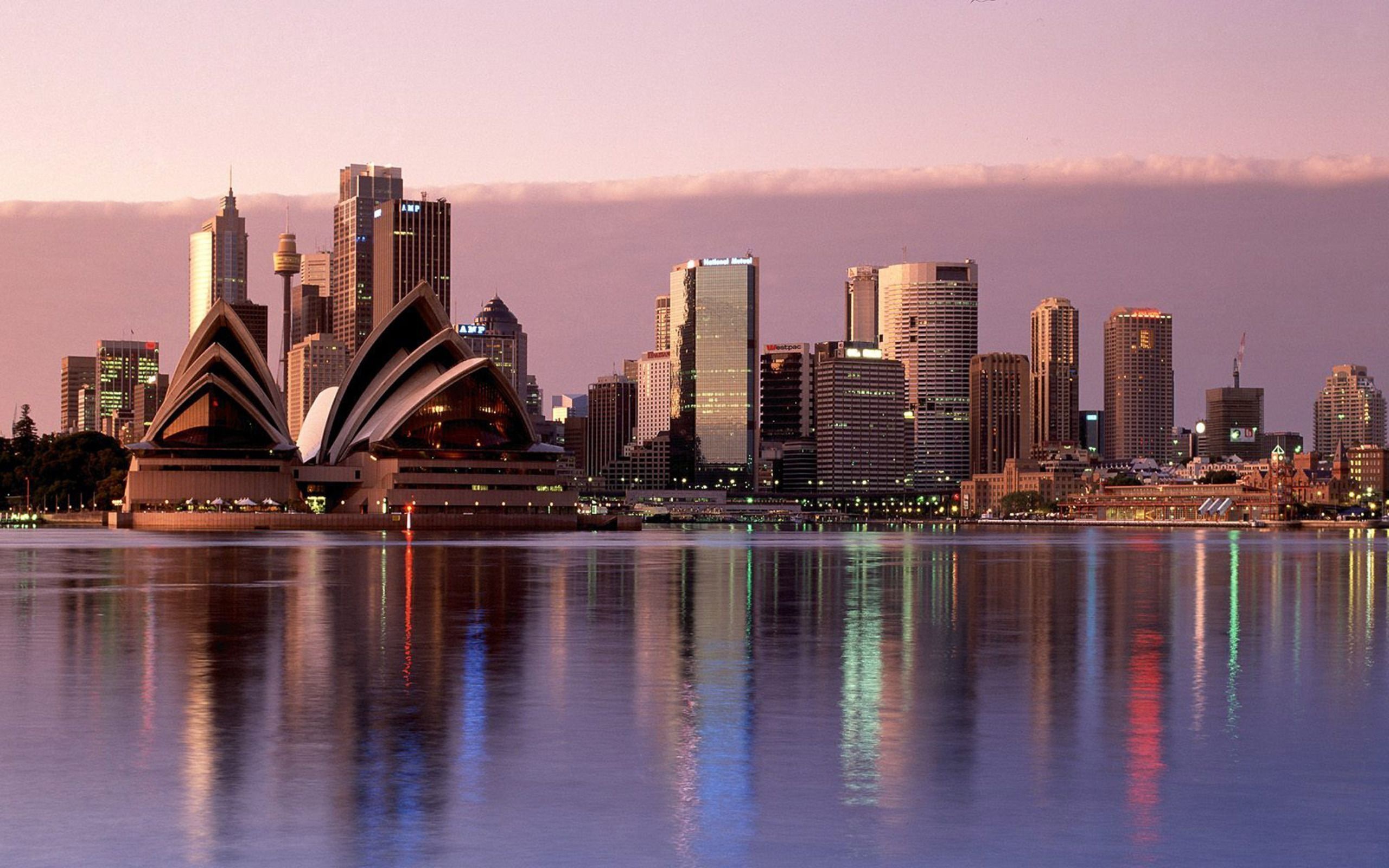Sydney: The largest city in Australia with a population of over 5 million people. 2560x1600 HD Background.