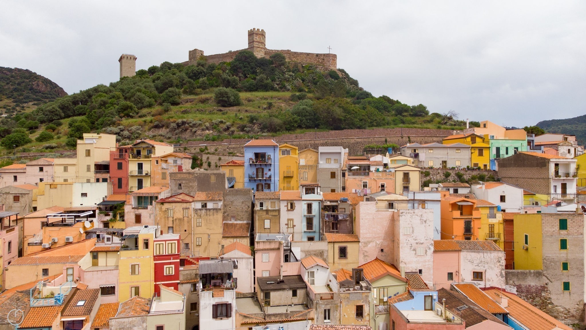 Bosa, Portella 28, Sardinian wonders, Charming neighborhood, 2050x1160 HD Desktop