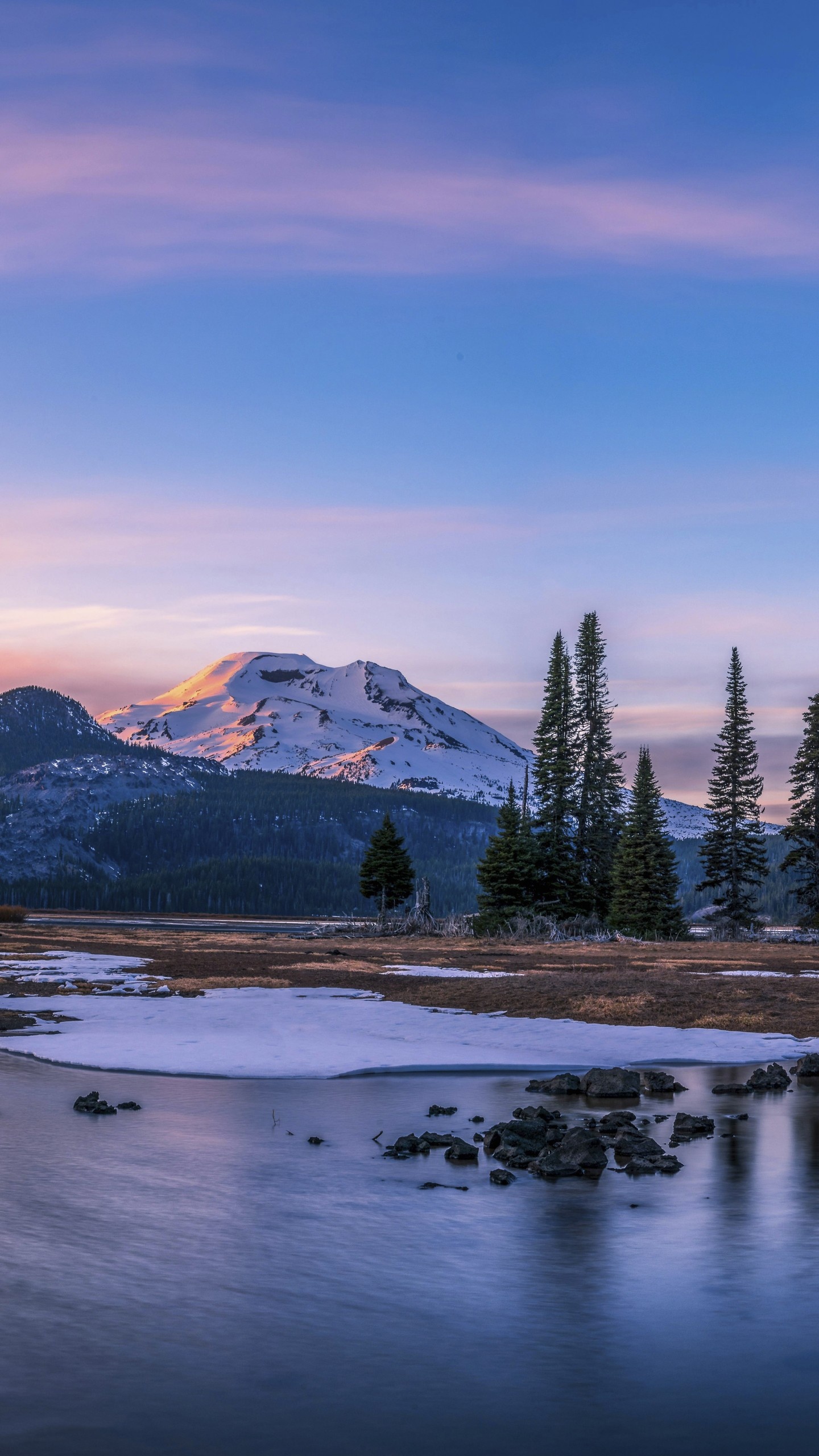Sparks Lake 5K, Oregon USA mountains, 1440x2560 HD Phone