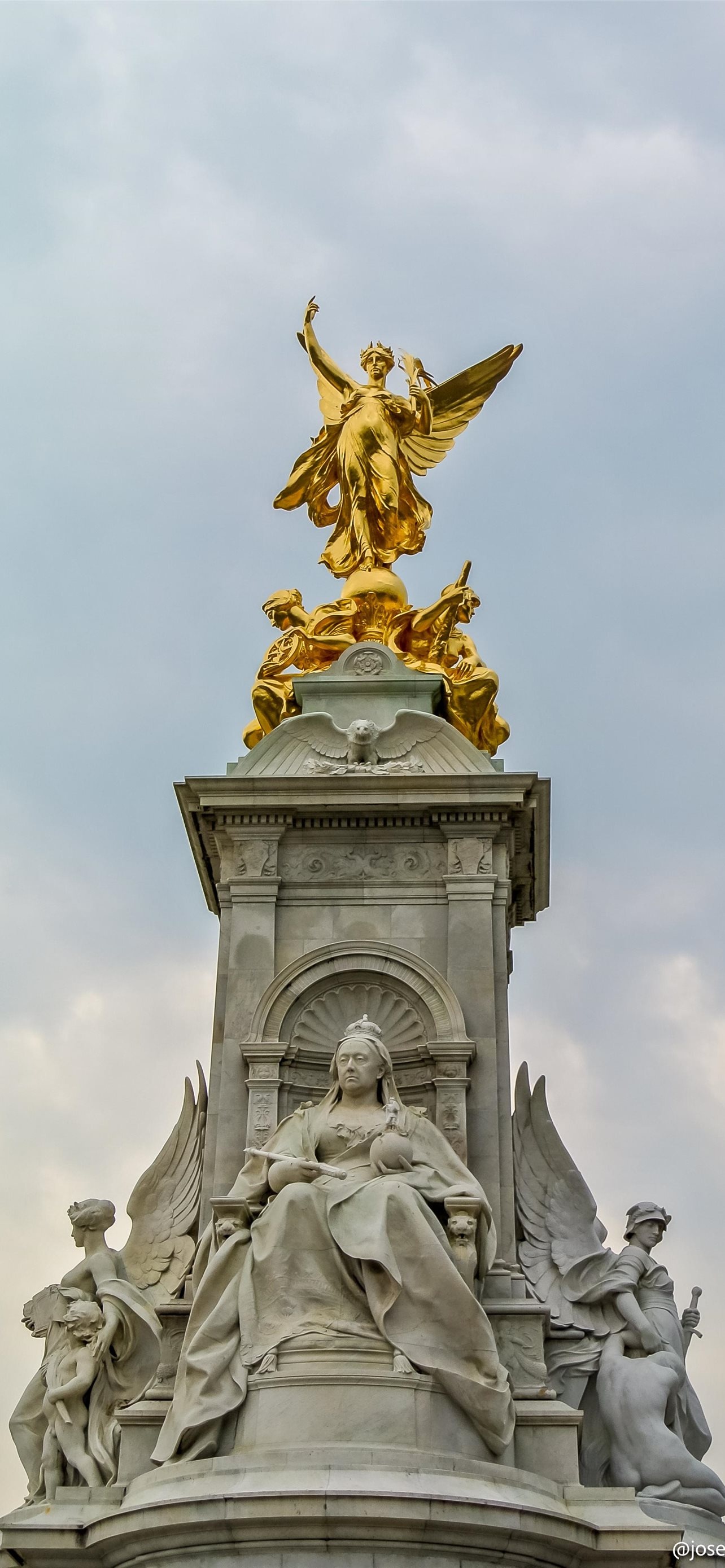 Buckingham Palace, Best iPhone wallpapers, HD wallpapers, Buckingham Palace, 1290x2780 HD Phone