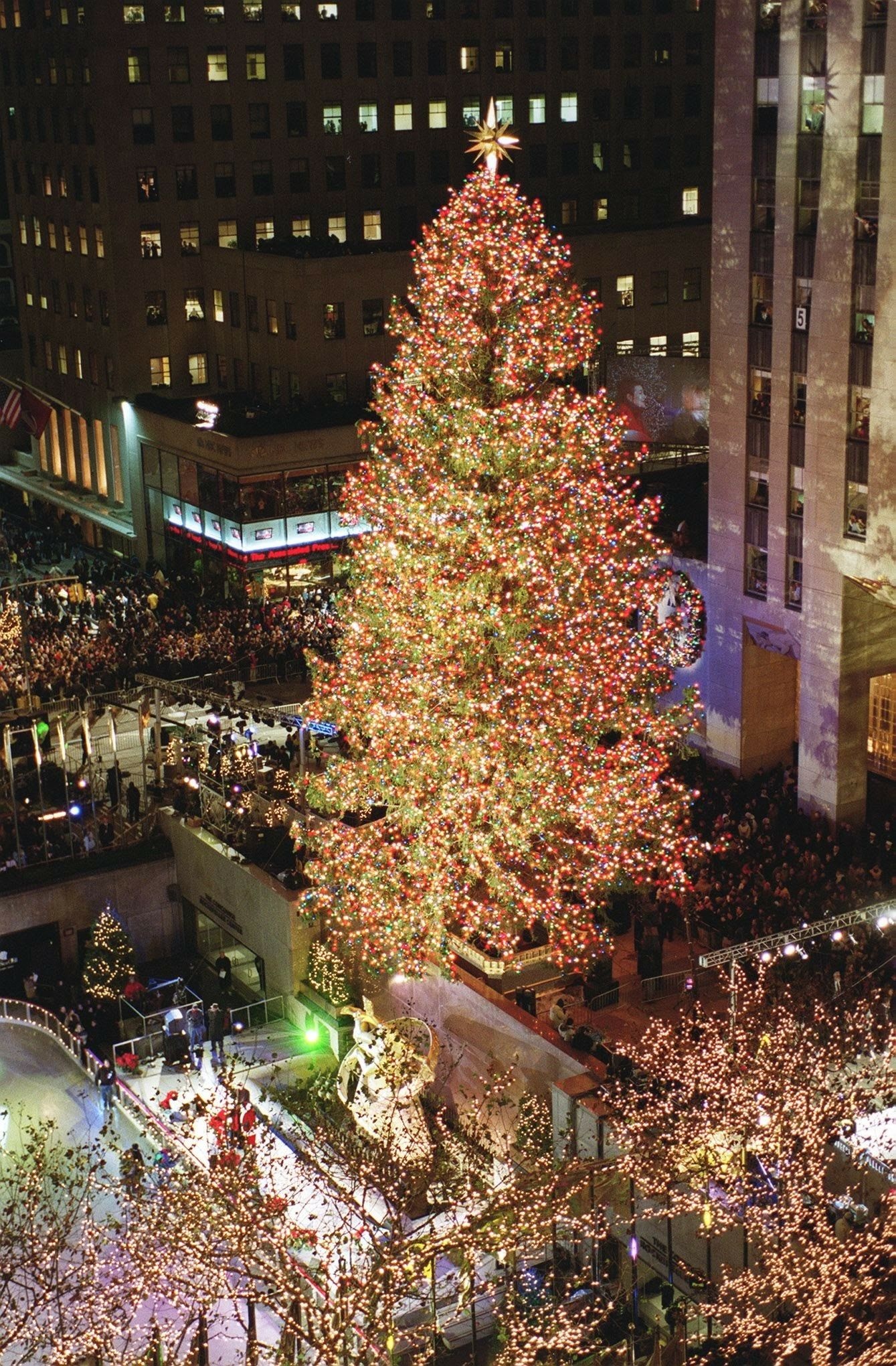 New York Christmas: Rockefeller Center, Light decoration, Neighborhood. 1340x2040 HD Wallpaper.