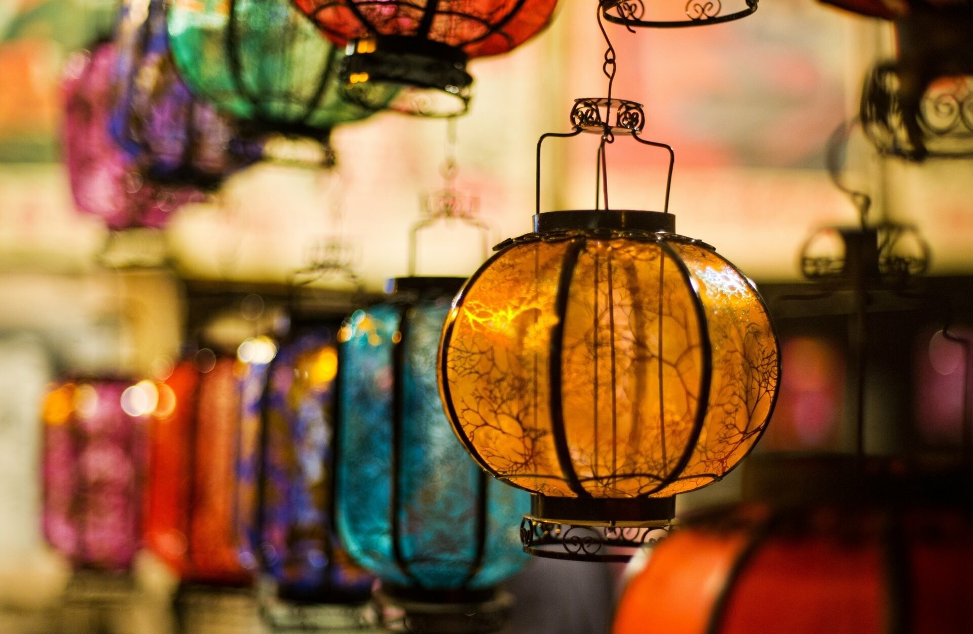 Lanterns: A light enclosed in a container that has a handle. 1920x1260 HD Wallpaper.