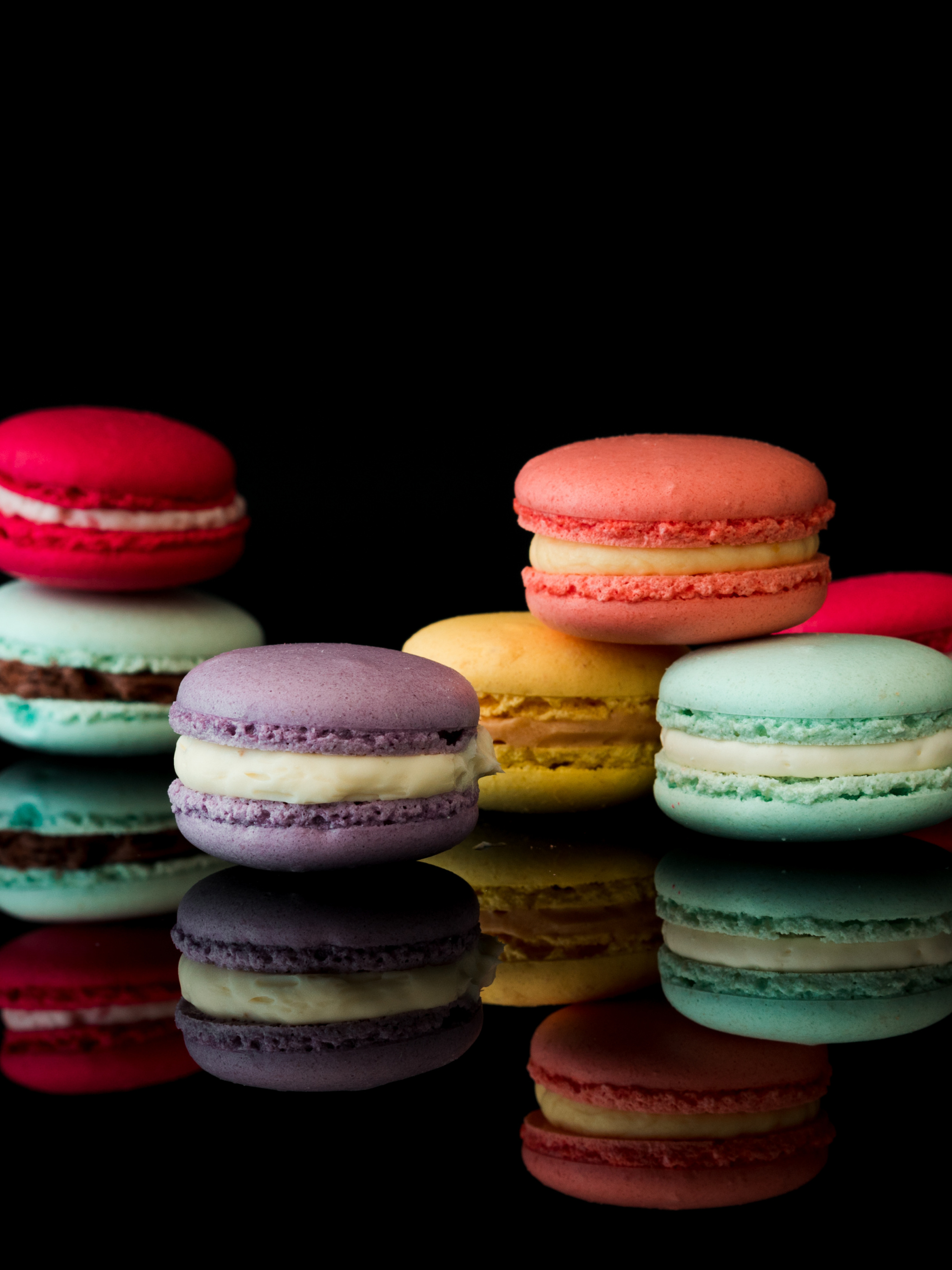 Macaron: Type of cookie, typically made of shredded coconut stirred into whipped egg. 2050x2740 HD Wallpaper.