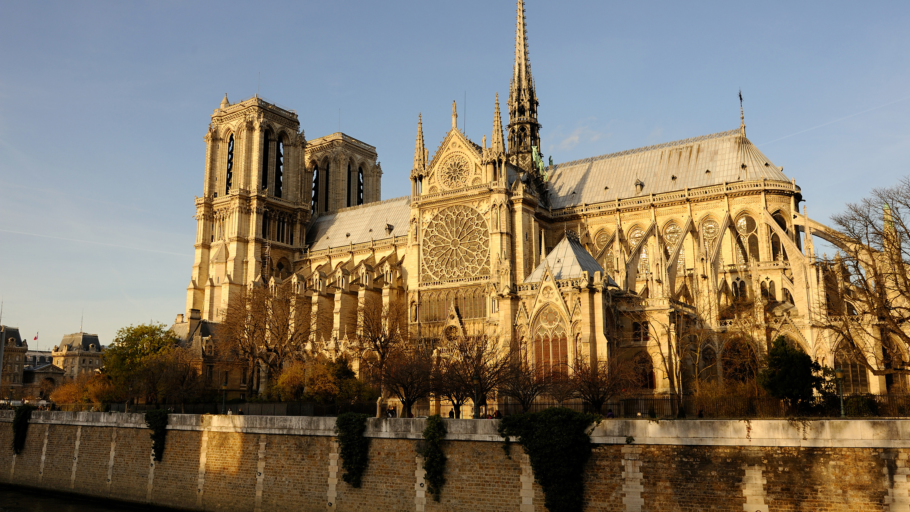 Notre-Dame Cathedral, 12th century oak frame, Historic preservation, Cultural loss, 3000x1690 HD Desktop