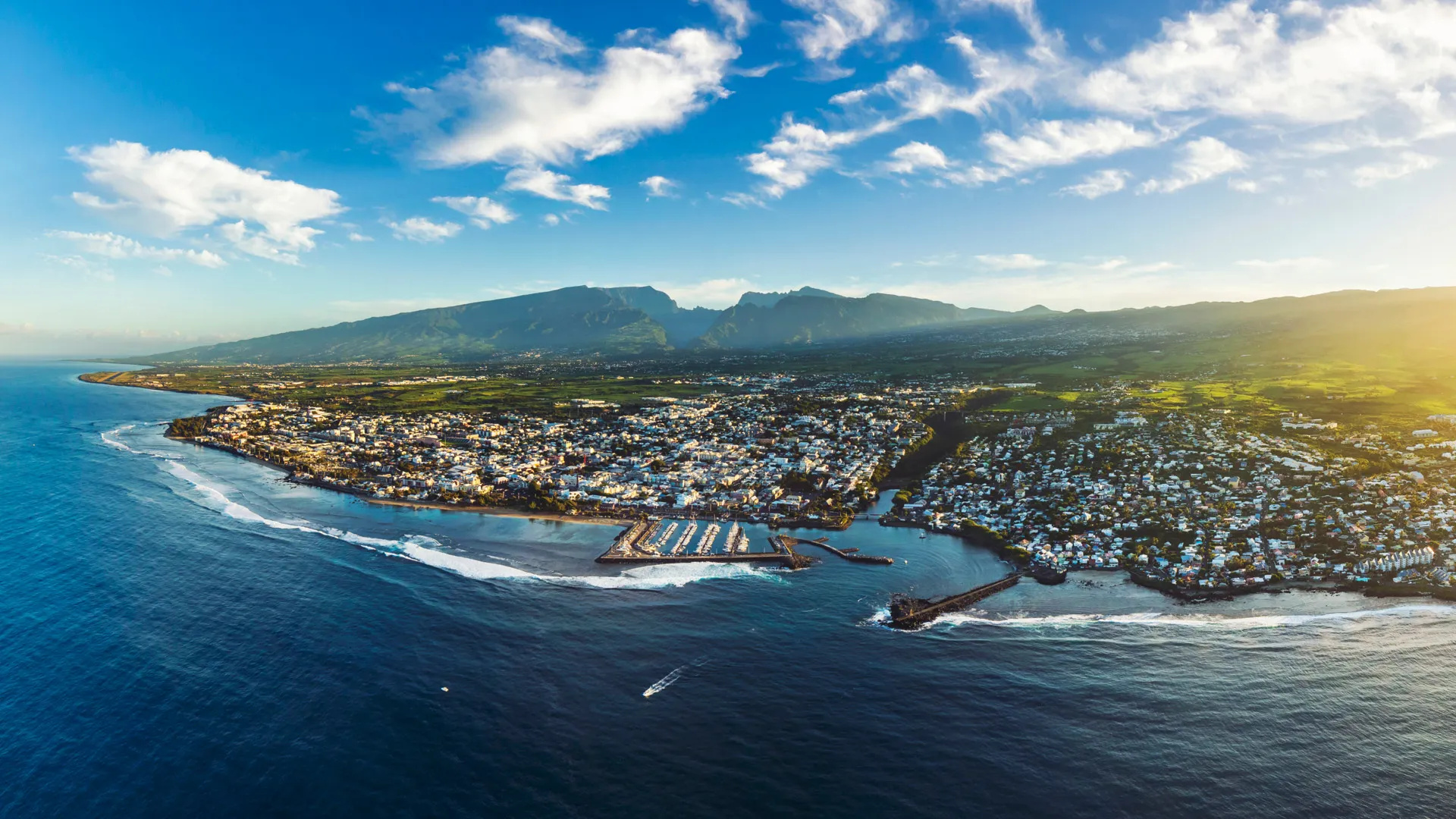 Reunion Island travels, Offbeat destinations, Tops list, 1920x1080 Full HD Desktop