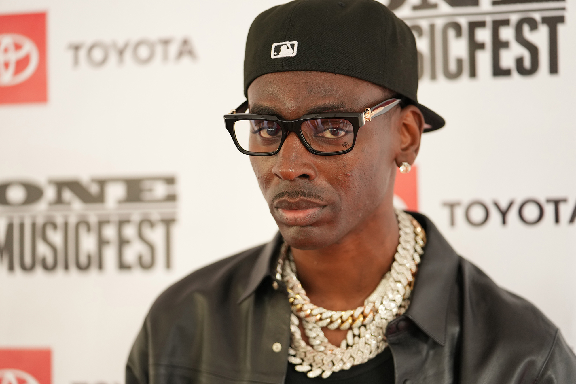 Young Dolph, Tragic shooting incident, Rapper's death, Music industry, 2000x1340 HD Desktop