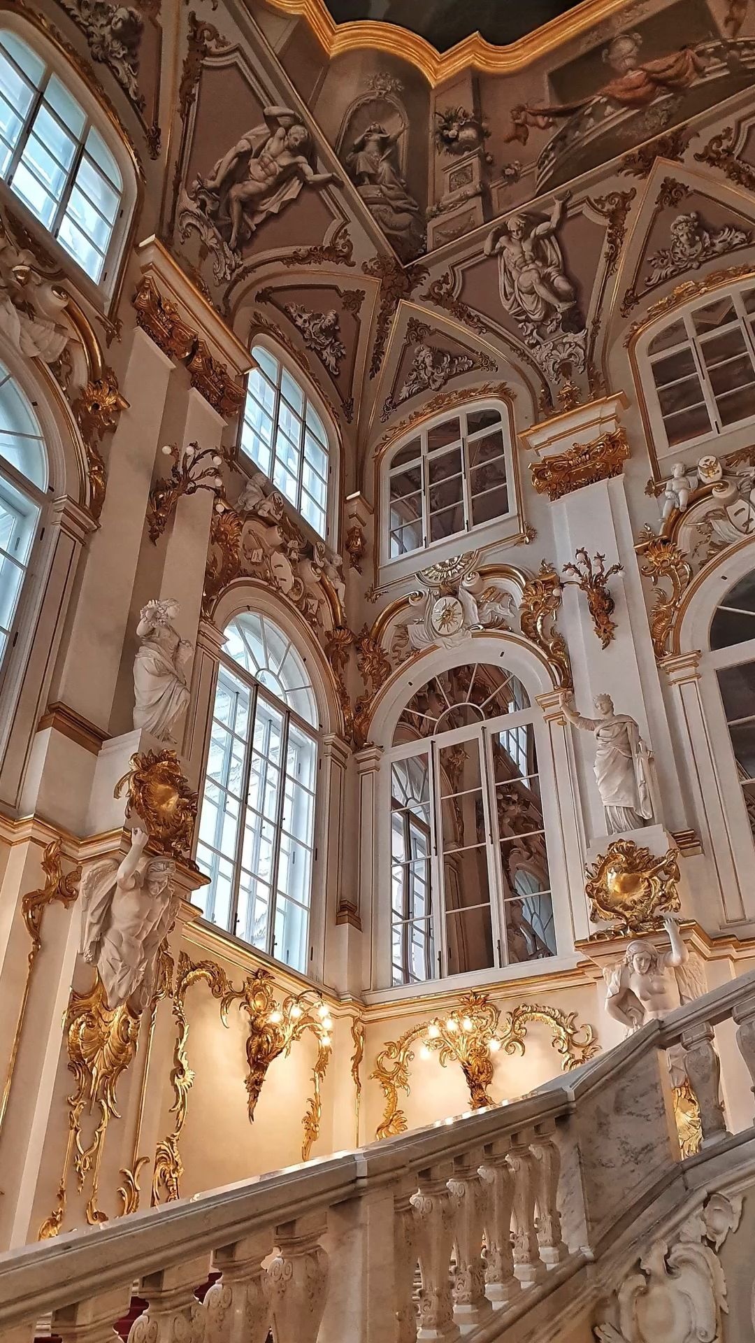 Hermitage Museum, Baroque architecture, Fond d'cran tlphone, Pastel colors, 1080x1920 Full HD Handy