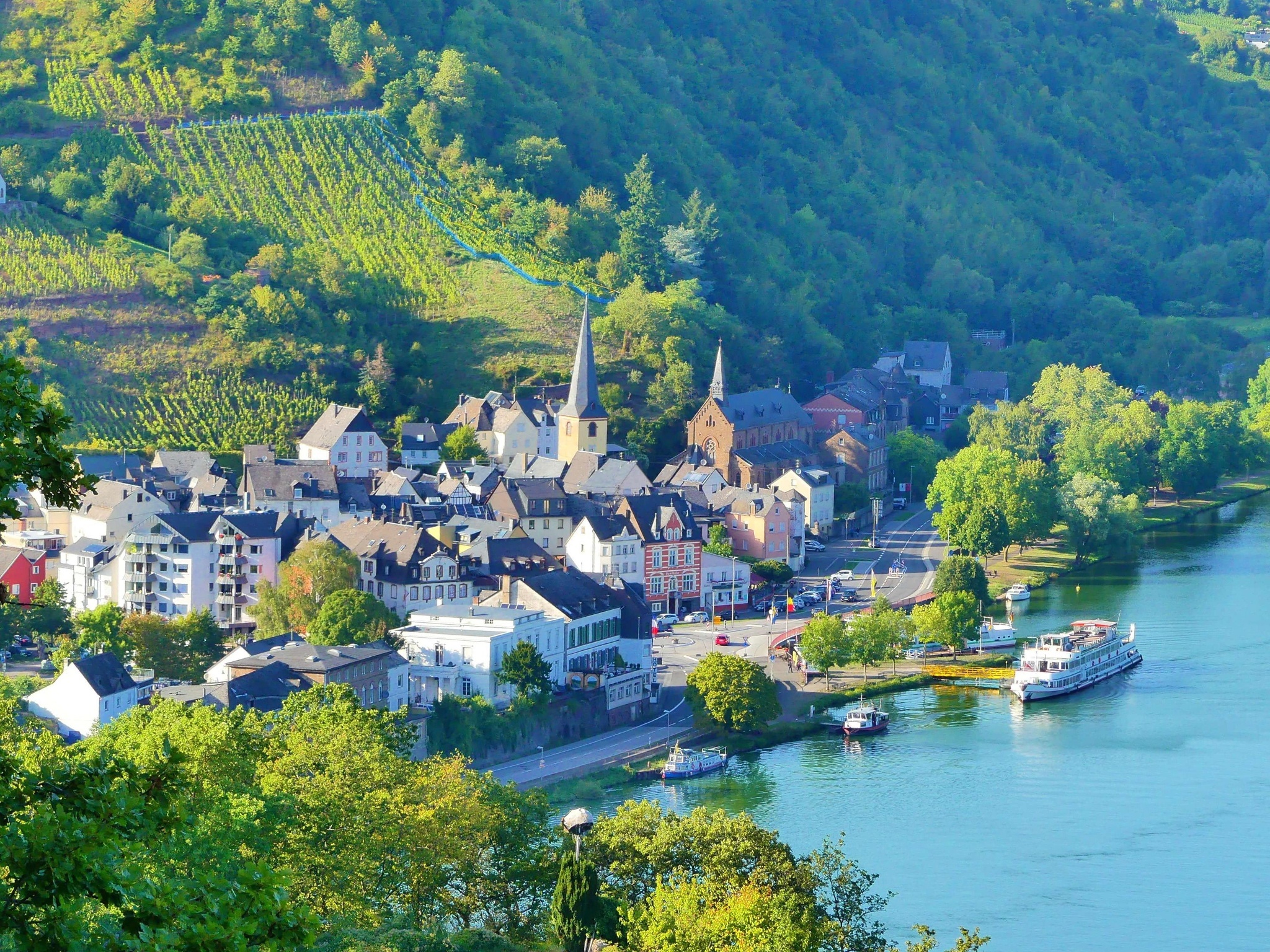 Rhine River, Moselcamping alf campsite, River banks, Natural beauty, 2050x1540 HD Desktop