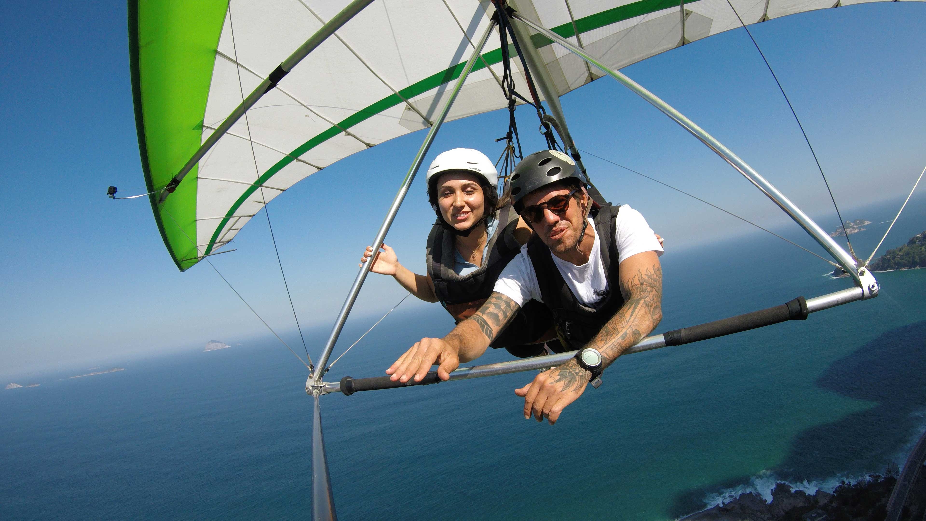 Hang Gliding: Flying guru, Tandem flying tours, Active leisure and Sport air activities. 3840x2160 4K Wallpaper.