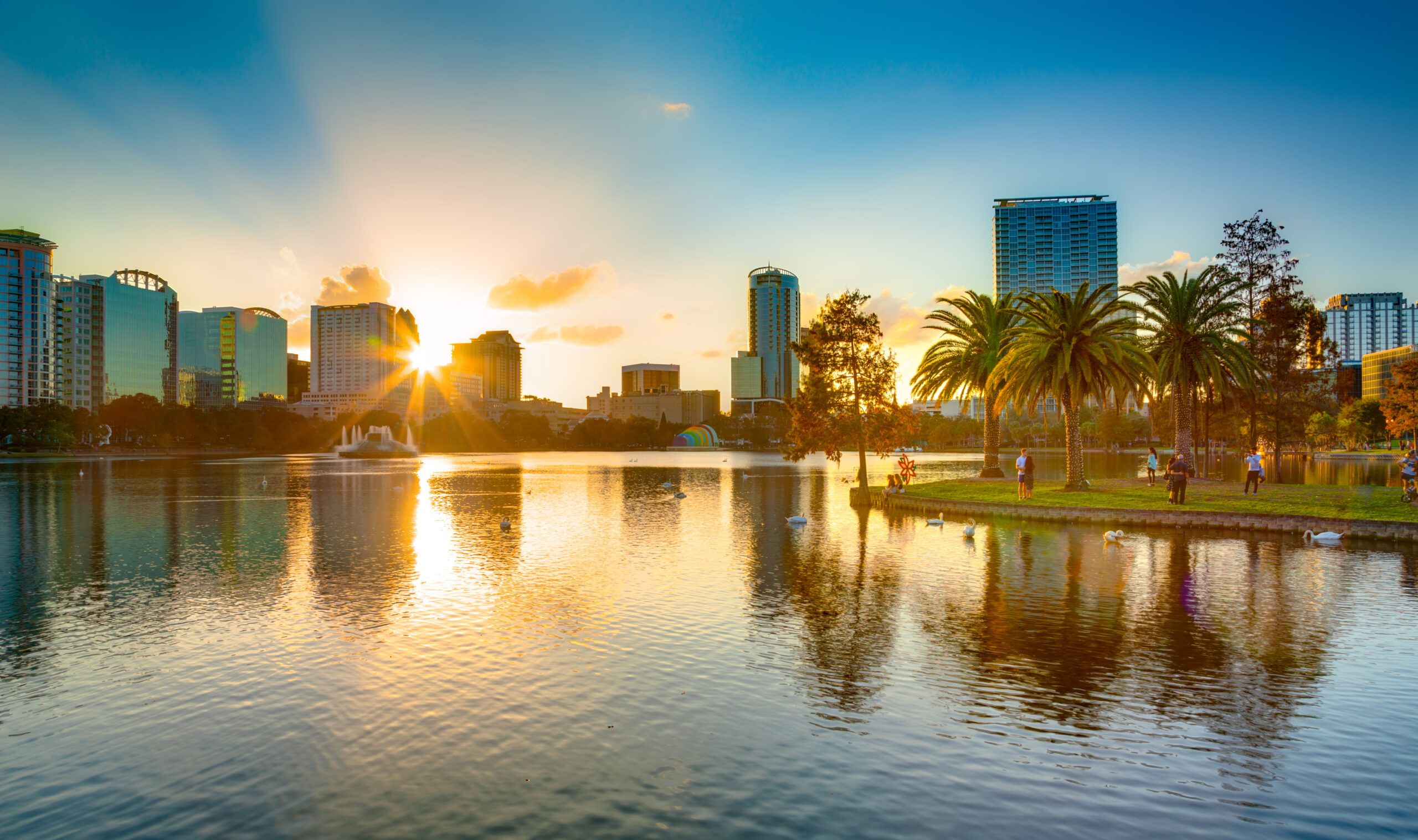 Orlando Skyline, Outdoor activities, Florida adventure, Top attractions, 2560x1520 HD Desktop