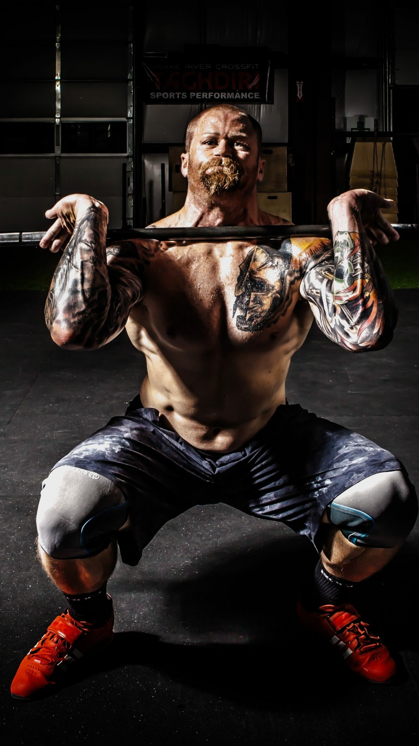 Powerlifting: Bodybuilder, Crossfit, Barbell. 1440x2560 HD Background.