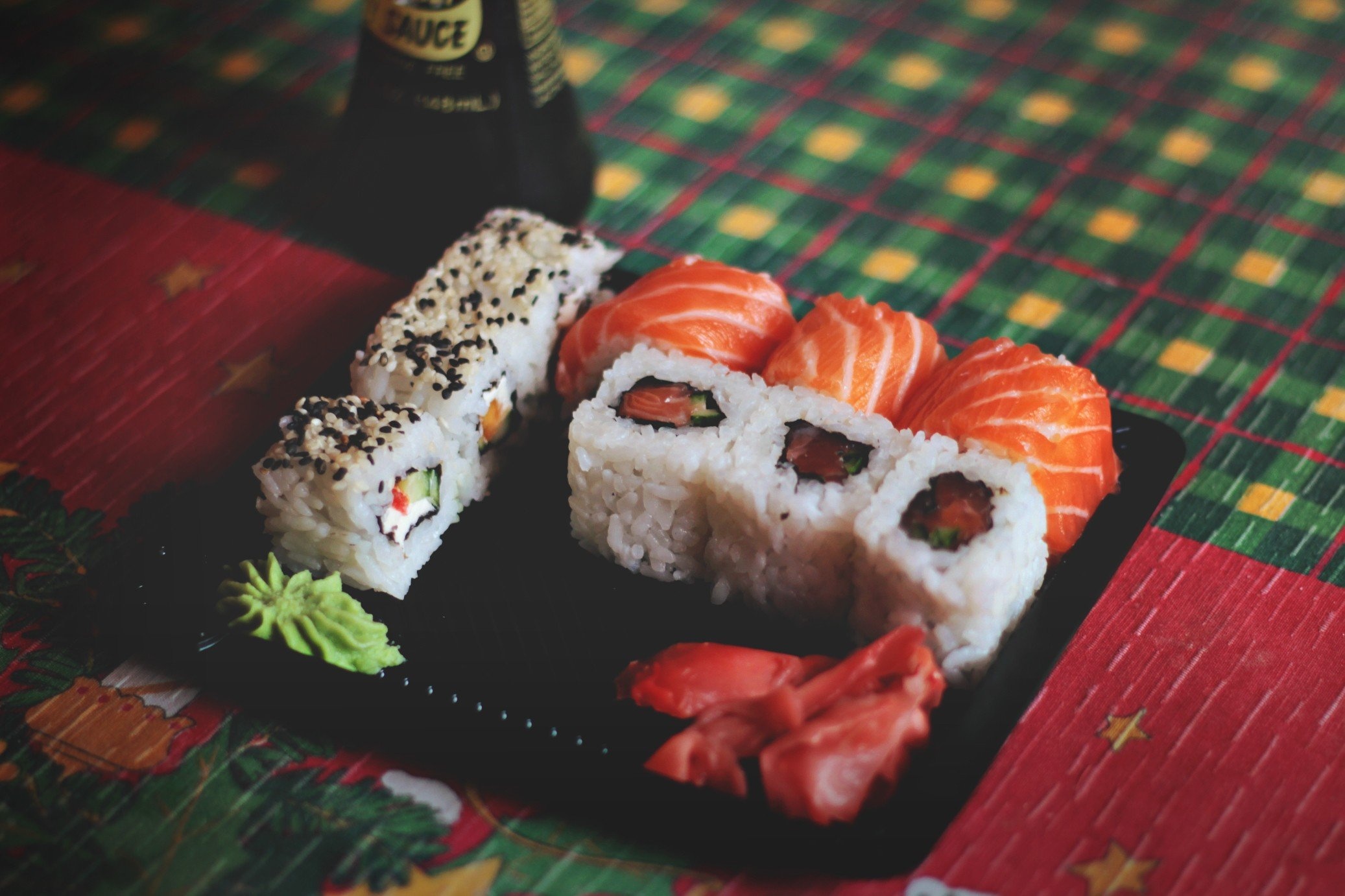 Sushi: Wasabi, Condiment, Glutinous rice. 2080x1390 HD Wallpaper.