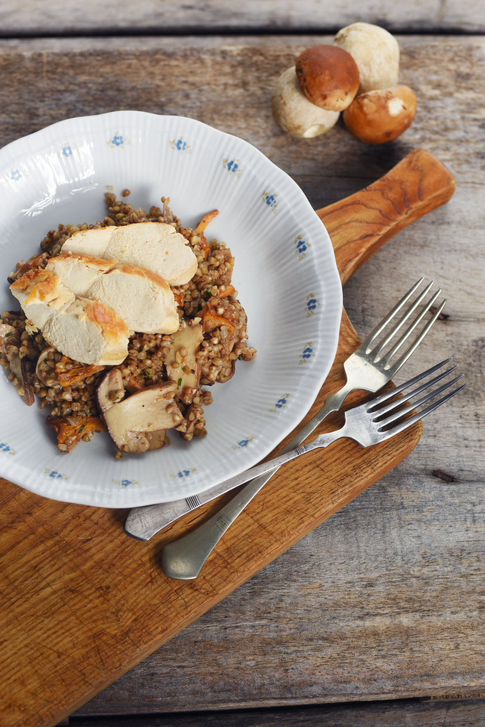 Buckwheat porridge, Traditional recipe, Porcini mushroom goodness, Savory delight, 1670x2500 HD Handy