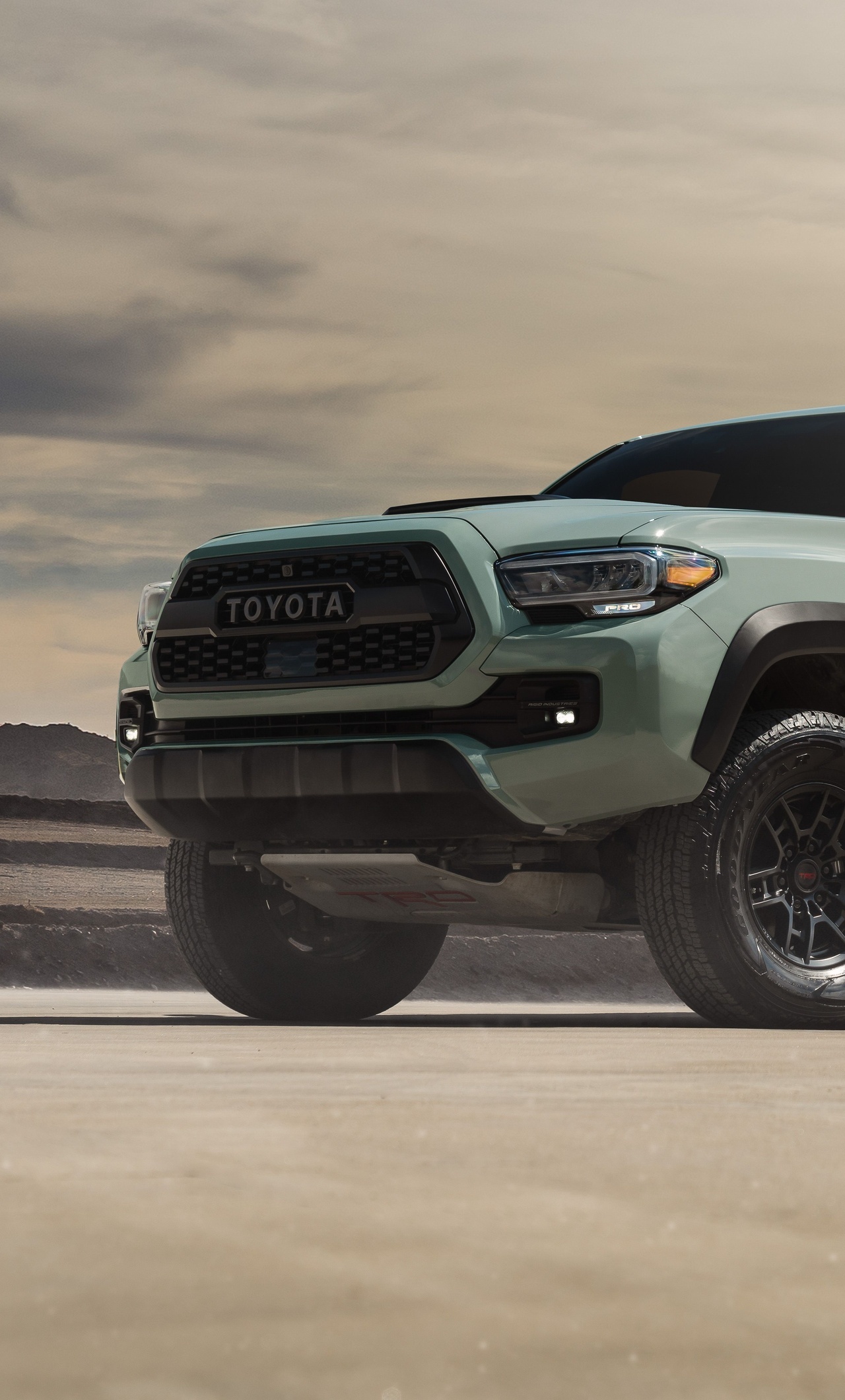 Toyota Tundra, Tacoma iPhone 6, HD wallpapers, Auto industry, 1280x2120 HD Phone