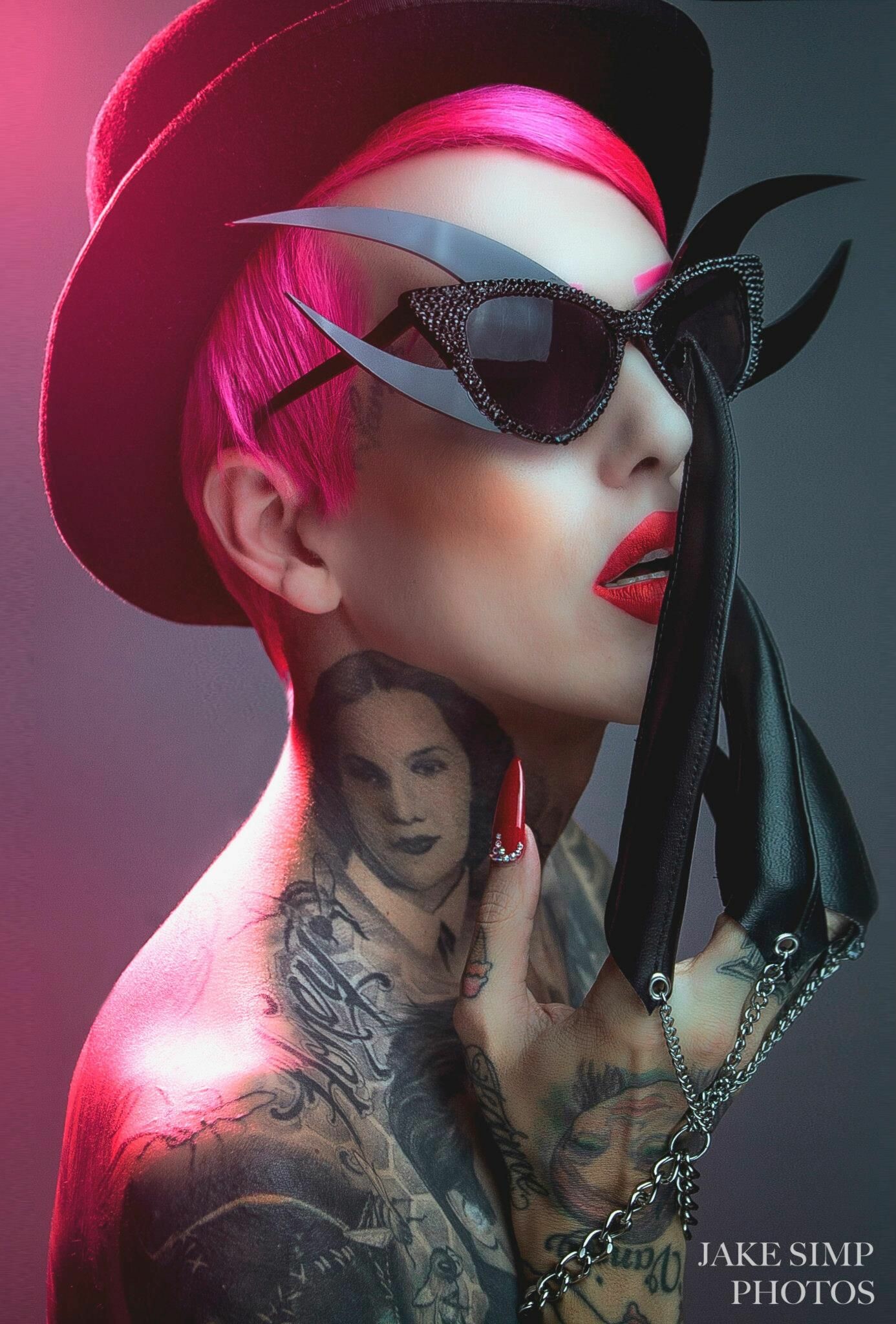 Jeffree Star: Beauty Killer peaked at number seven on the US Billboard Top Electronic Albums chart. 1390x2050 HD Background.