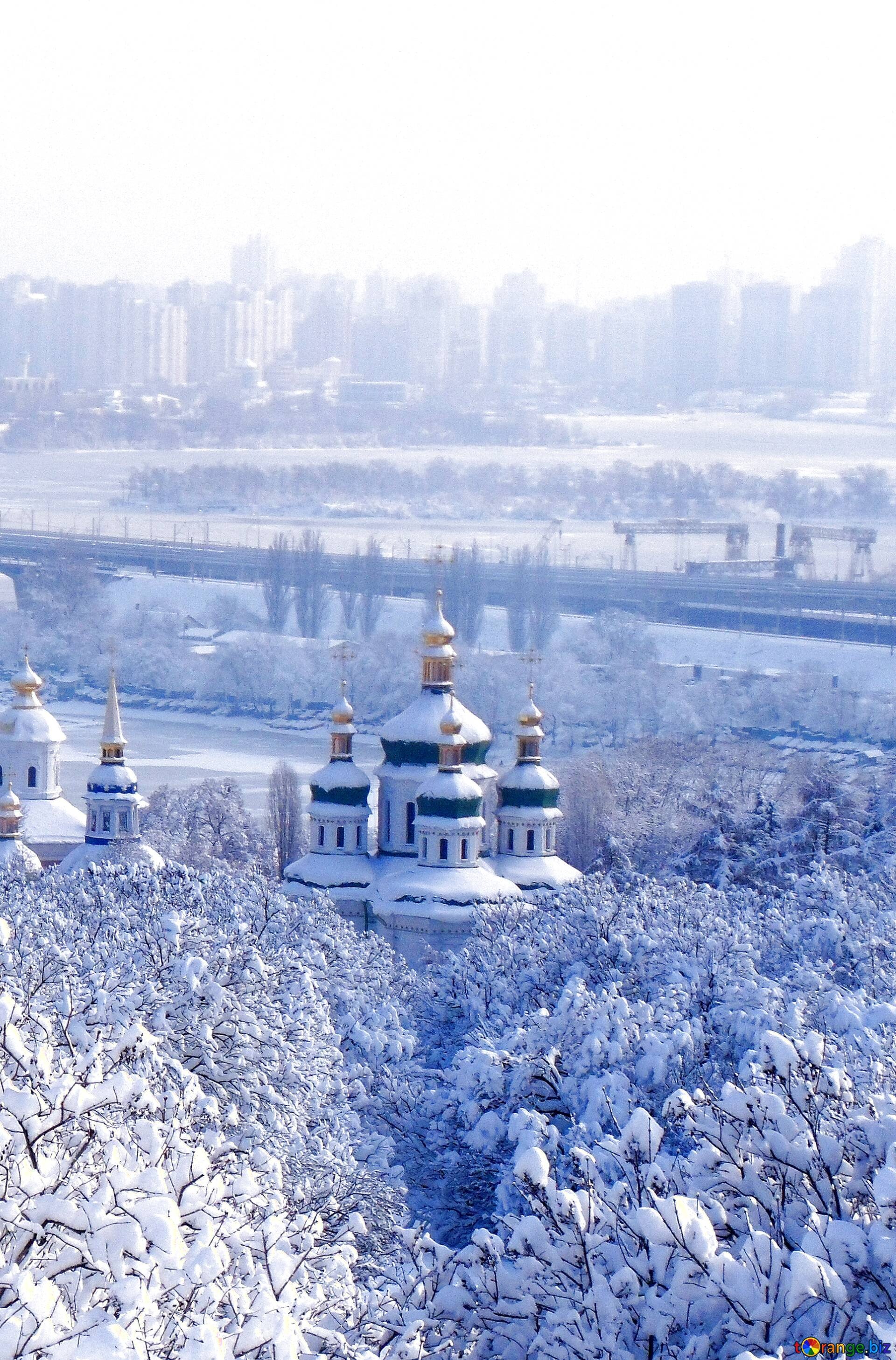 Winters in Kyiv, Snowy scenes of Kyiv, Download free picture, Winter wonderland in Kyiv, 1920x2920 HD Phone