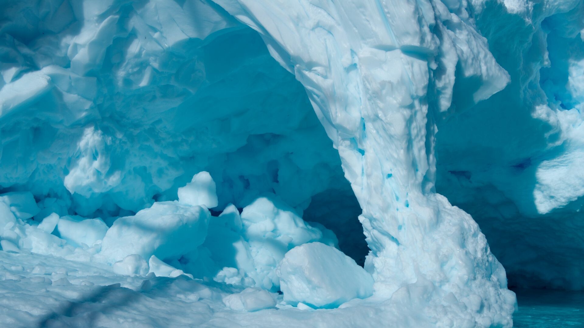 Glacier: Nature, Snow, Blue ice, Massive body of slowly moving ice, Frozen water. 1920x1080 Full HD Background.