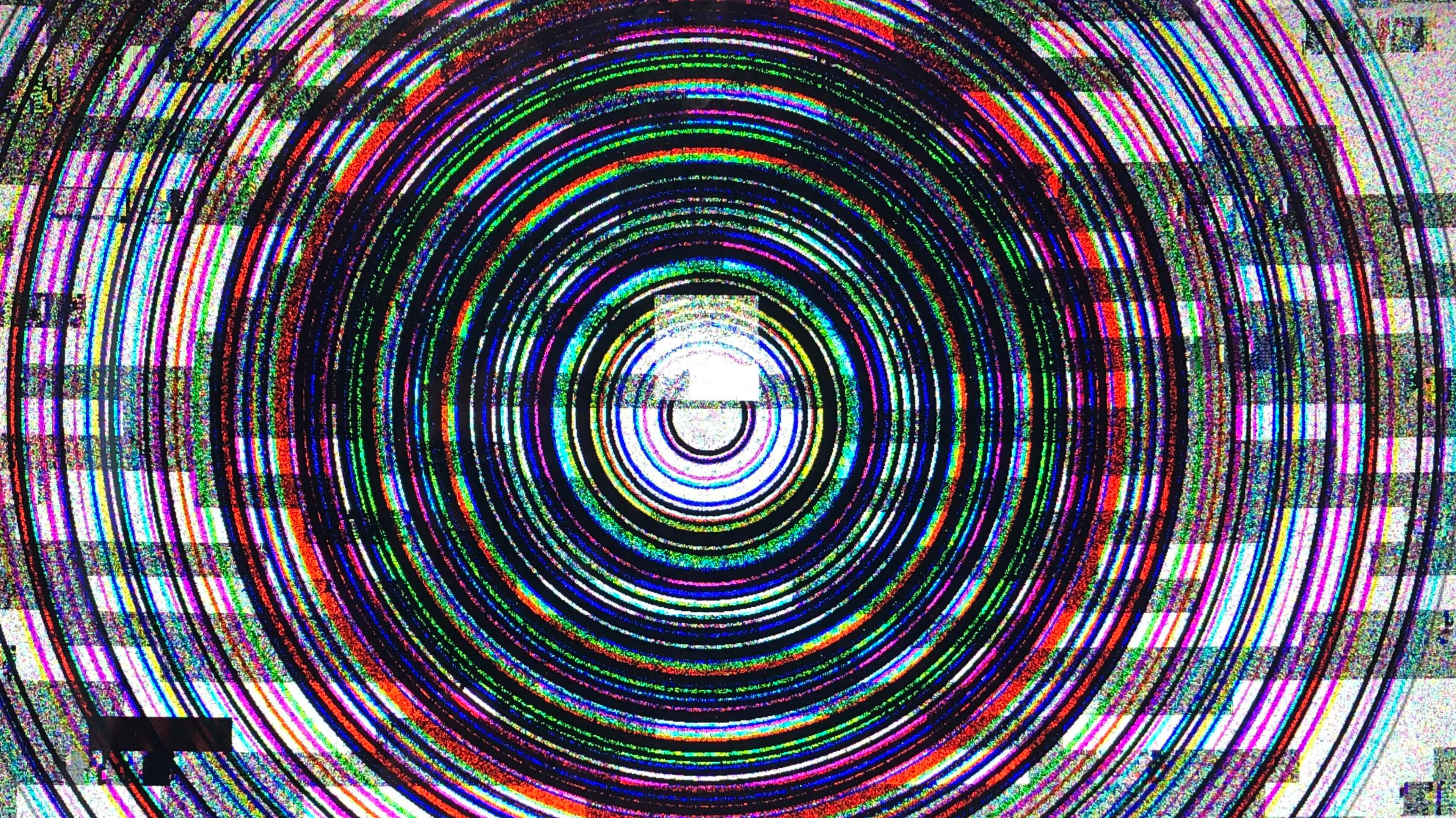 Glitch: Circles, Parallels, An inexplicable problem happening in a computer system. 3840x2160 HD Background.