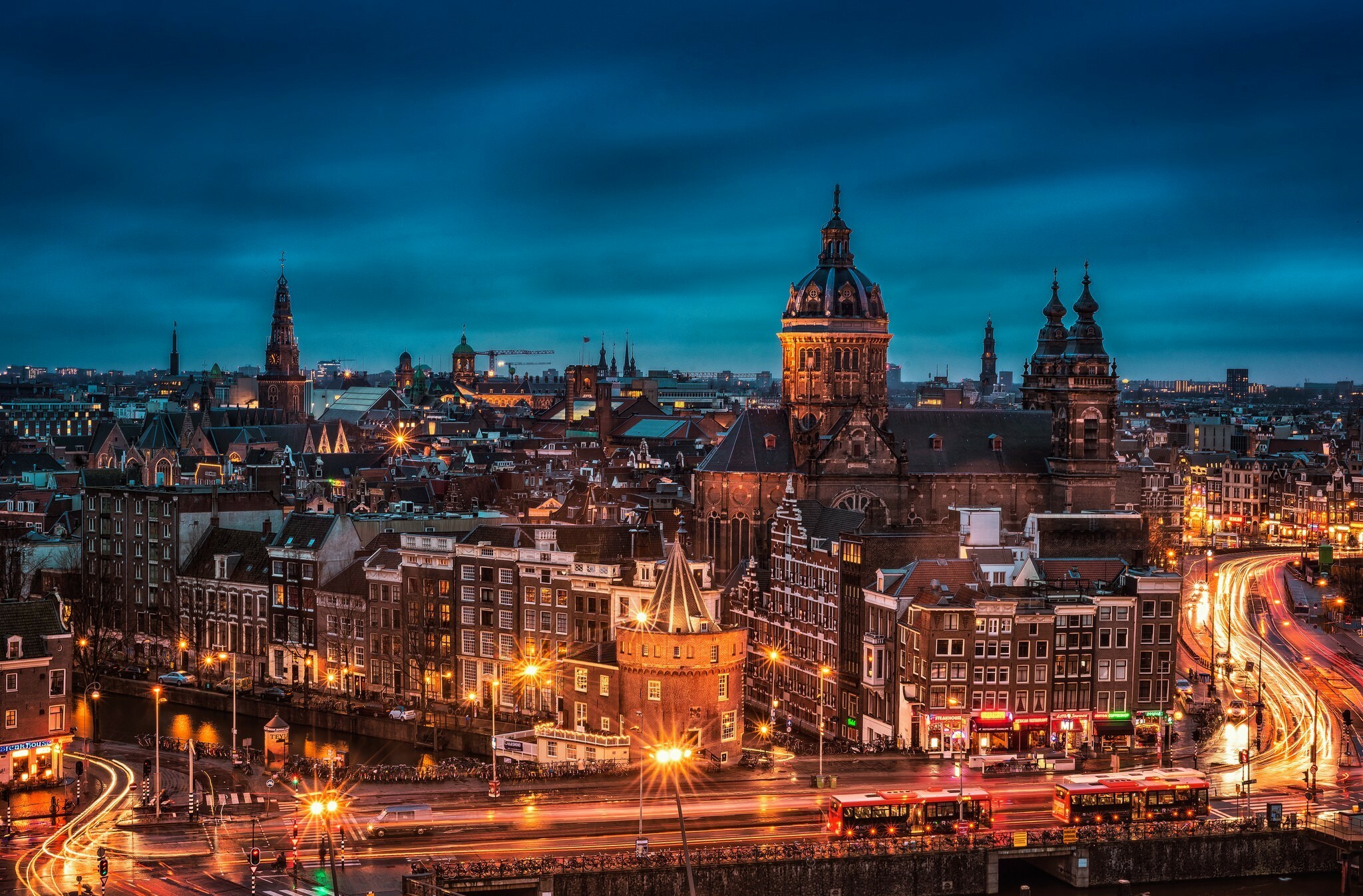 Netherlands: Basilica of Saint Nicholas, Located in the Old Center district of Amsterdam. 2050x1350 HD Background.