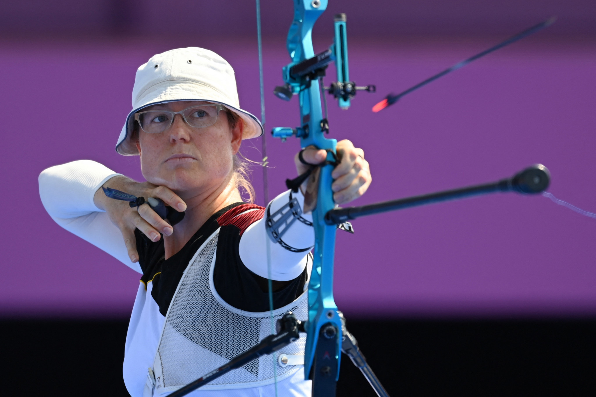 Archery: Lisa Unruh, Hyundai Archery World Cup champion. 2050x1370 HD Wallpaper.