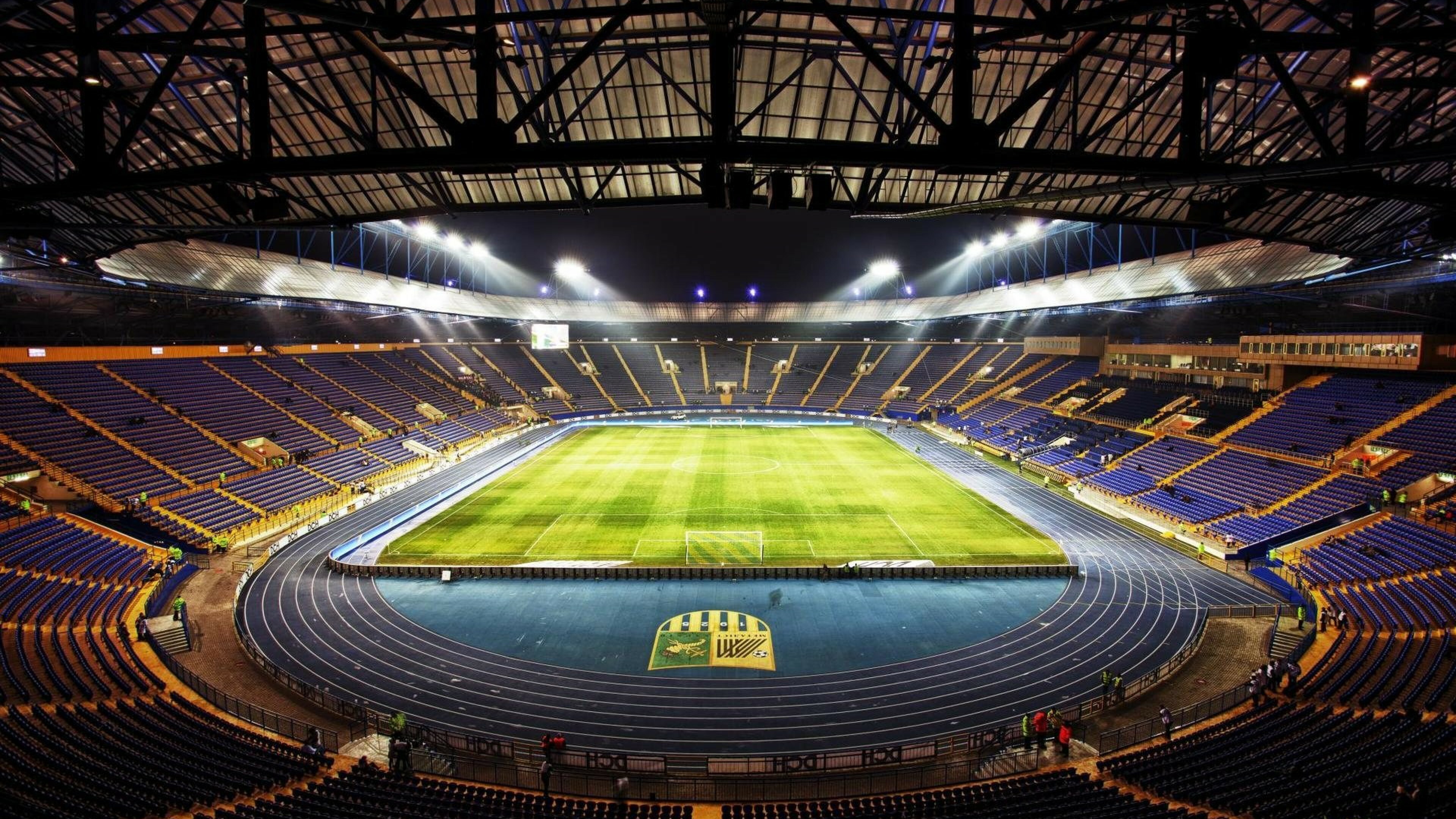 Fuballstadion Metalist, HD Wallpaper, Ultra HD, Beeindruckende Visuals, 3840x2160 4K Desktop