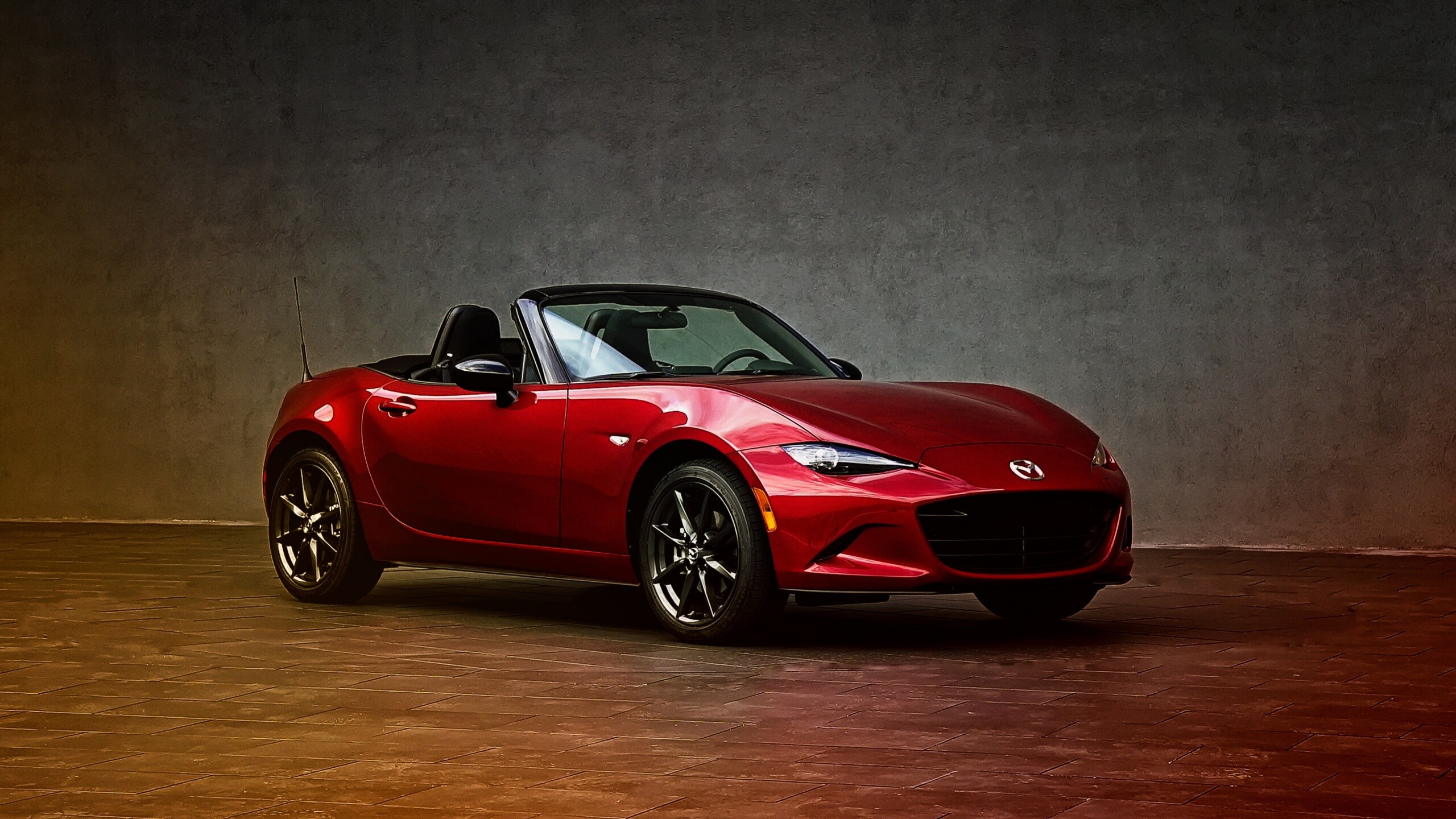 Mazda MX-5 Miata: The third-generation Mazda was introduced in 2005 and was in production until 2015. 2560x1440 HD Wallpaper.