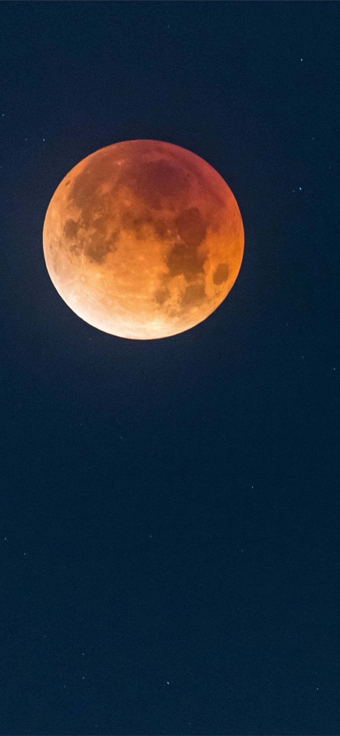 Moonlight: Lunar eclipse, Occurs when the Moon moves into the Earth's shadow. 1170x2540 HD Background.