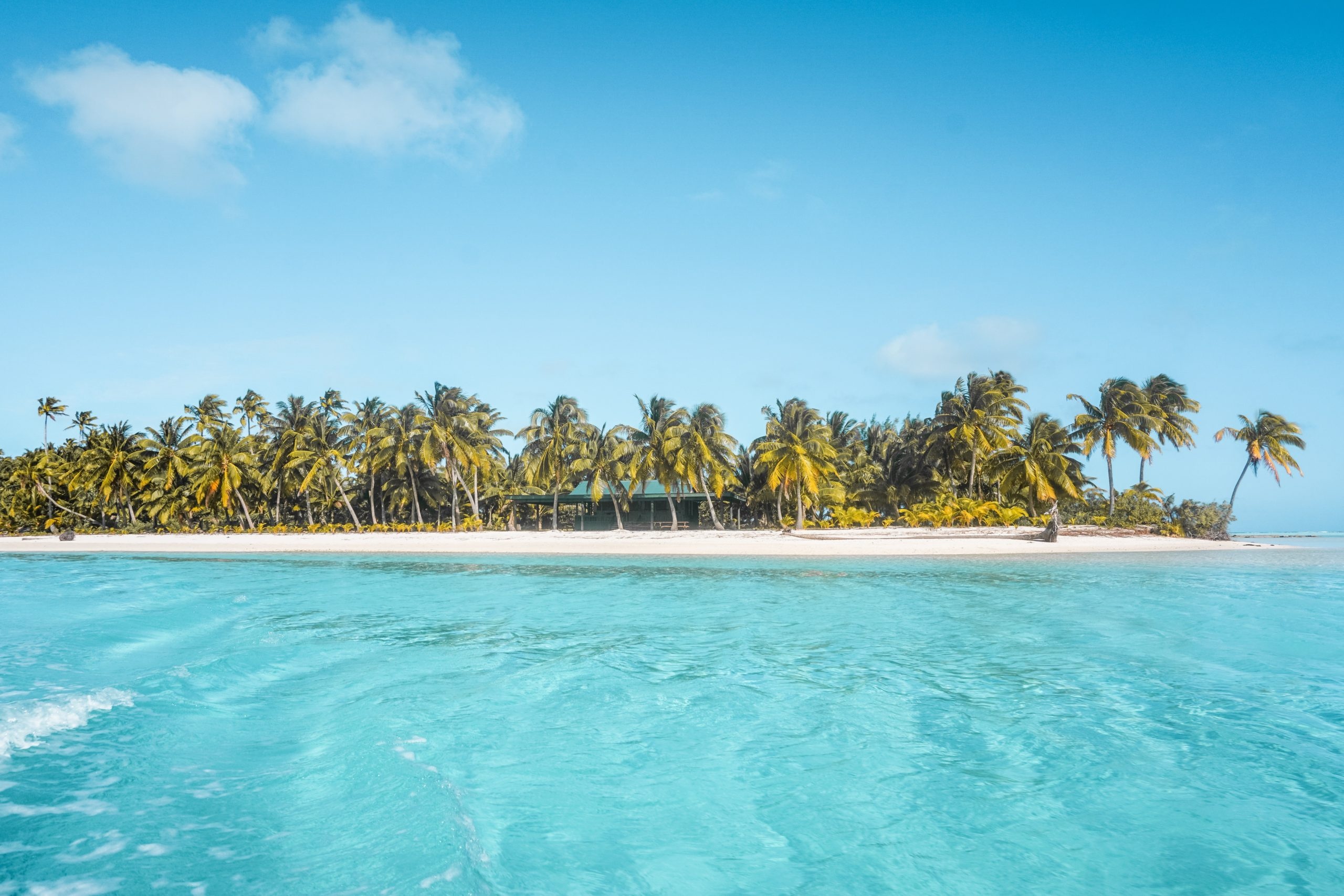 Budget travel, Cook Islands, In-depth guide, Thrifty adventure, 2560x1710 HD Desktop