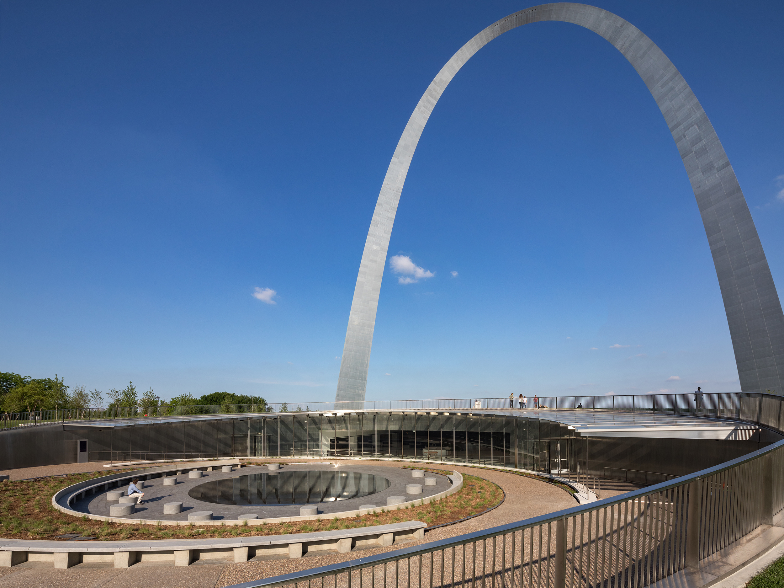 Gateway Arch, St. Louis, Travels, Renovation completion, Reopened gallery, 2500x1880 HD Desktop