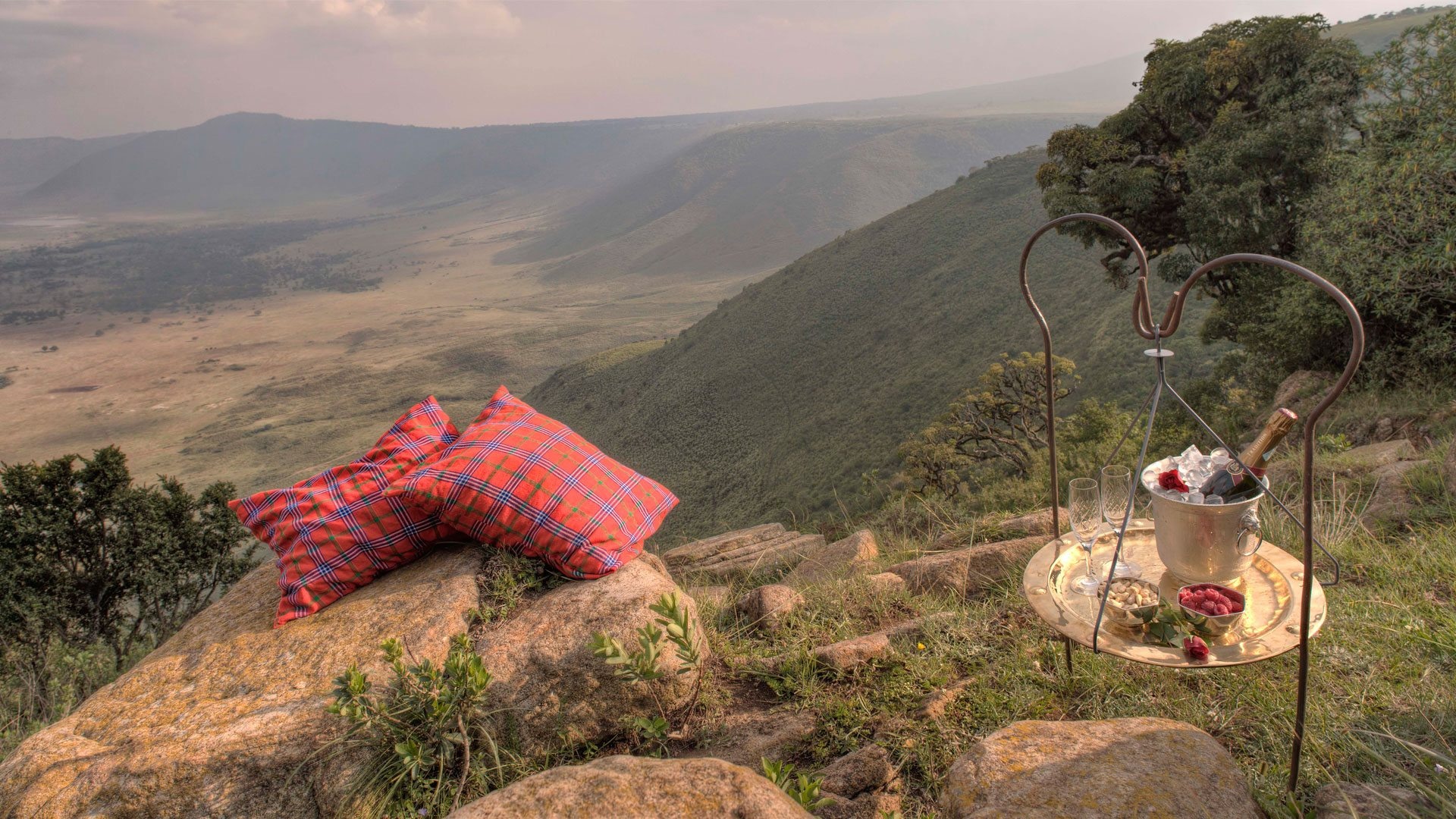 Ngorongoro Crater, Northern Tanzania, andbeyond, 1920x1080 Full HD Desktop