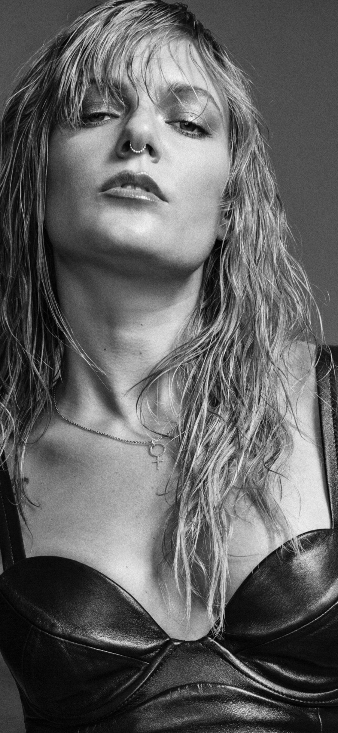 Tove Lo Music, iPhone XS wallpapers, HD 4K images, Stunning monochrome photos, 1130x2440 HD Phone