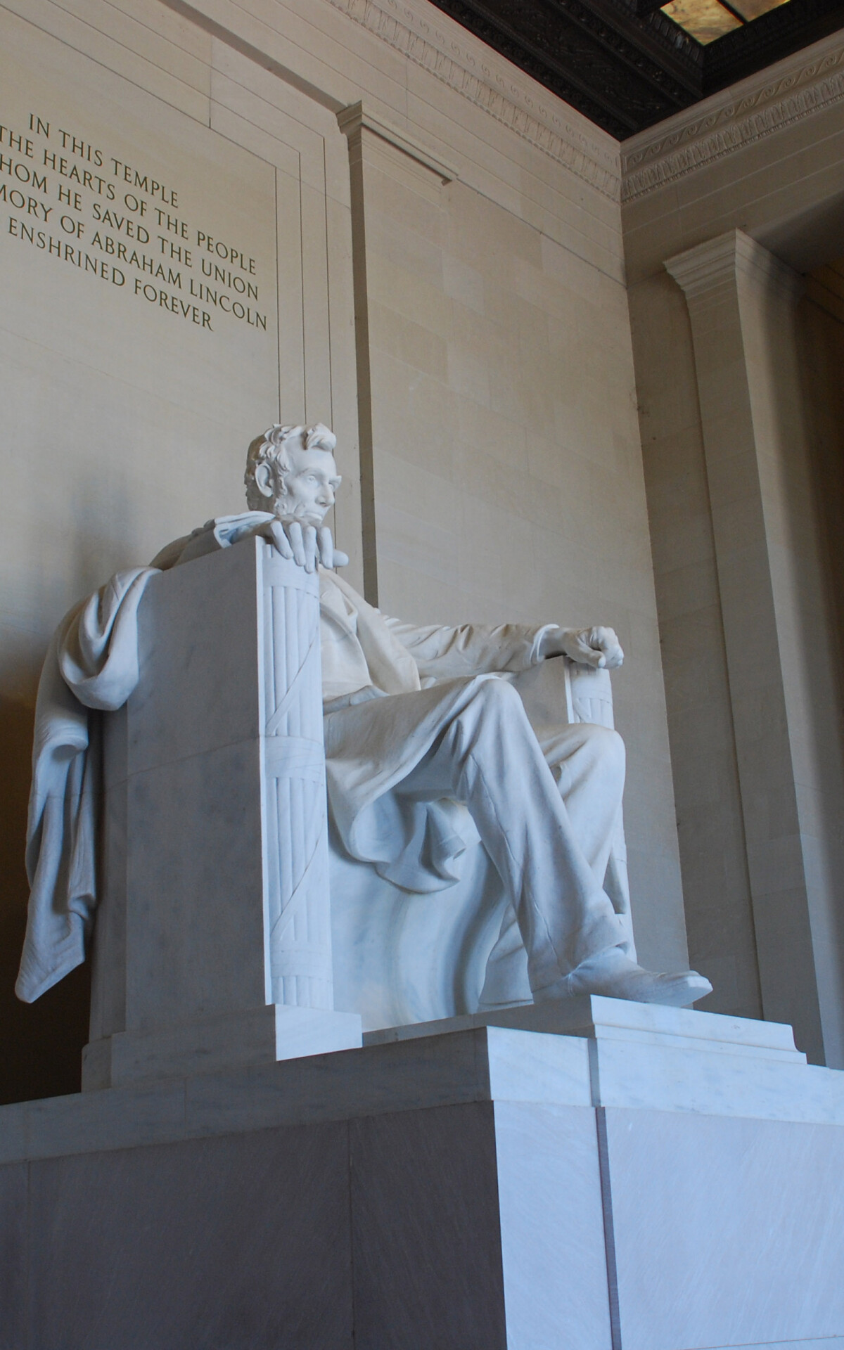 Lincoln Memorial: The interior features a 5.8-meter seated statue of the President made of Georgia white marble. 1200x1920 HD Wallpaper.