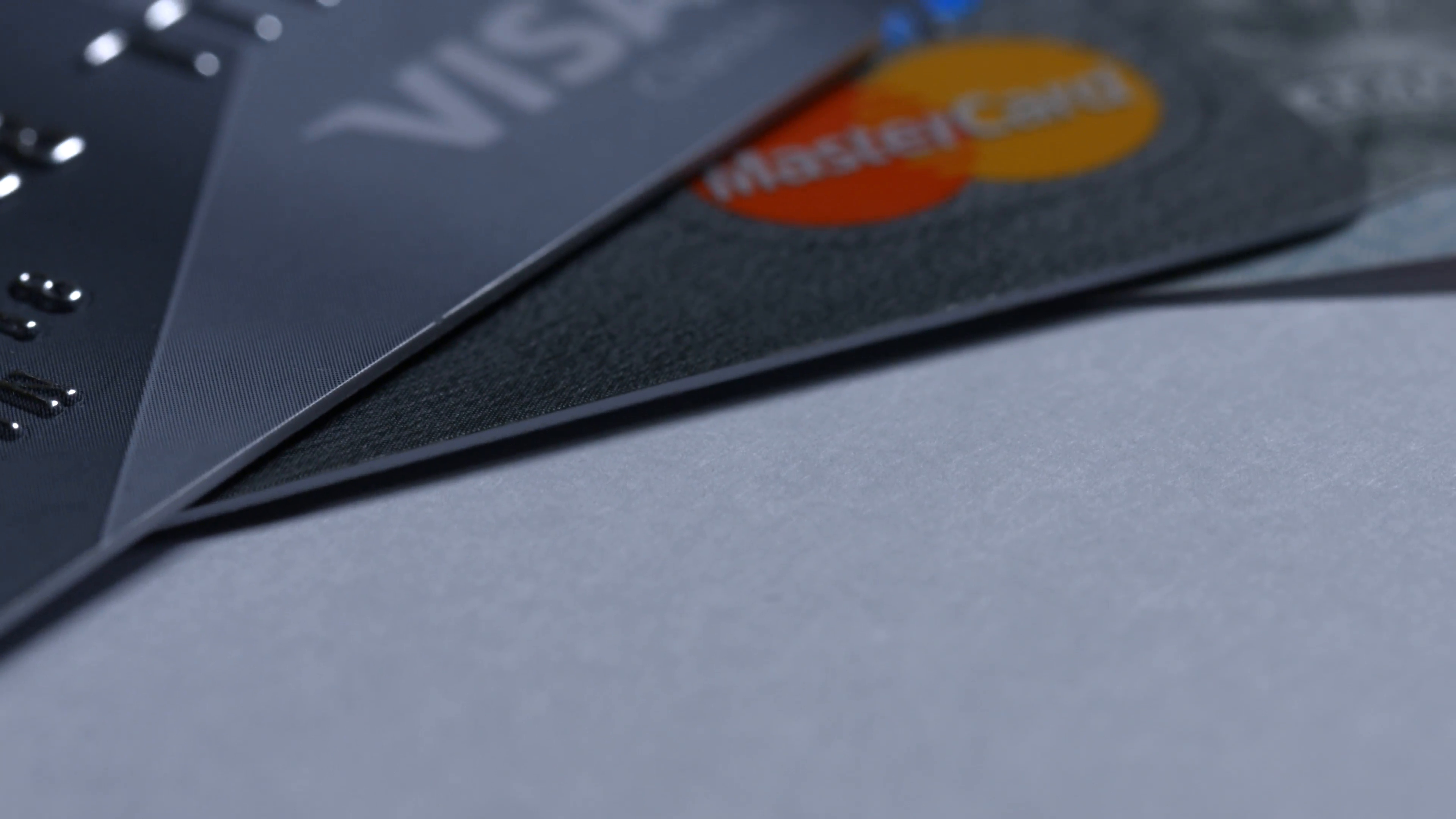 Mastercard: Plastic cards, The first bank to use holograms as part of their card security, MasterCard International Inc. 3840x2160 4K Wallpaper.