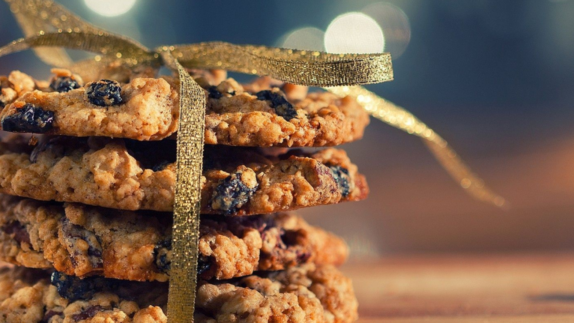 Cookie: Produced in a wide variety of styles, using an array of ingredients. 1920x1080 Full HD Background.